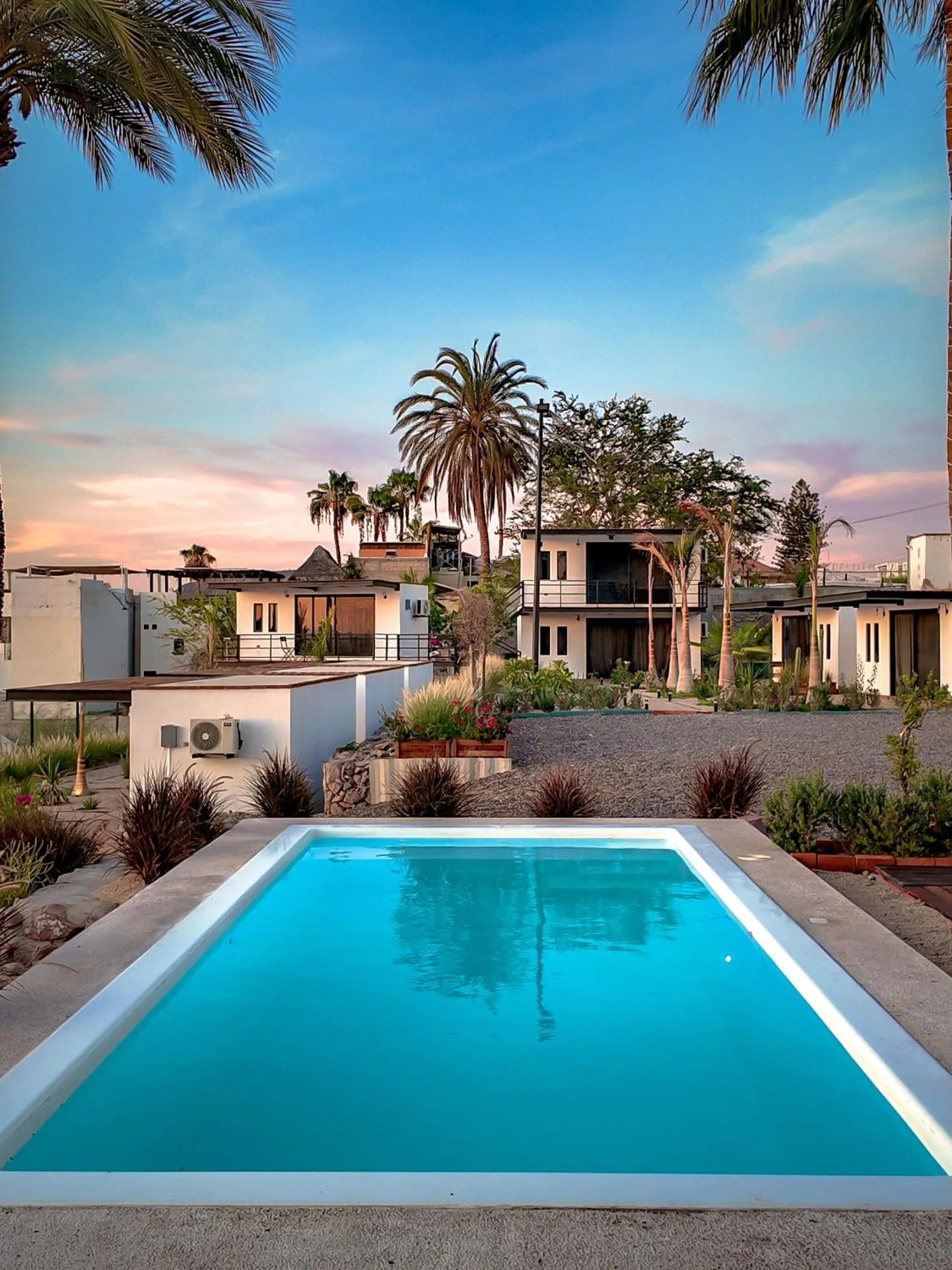 Day in InHouse Glamping Hotel La Paz