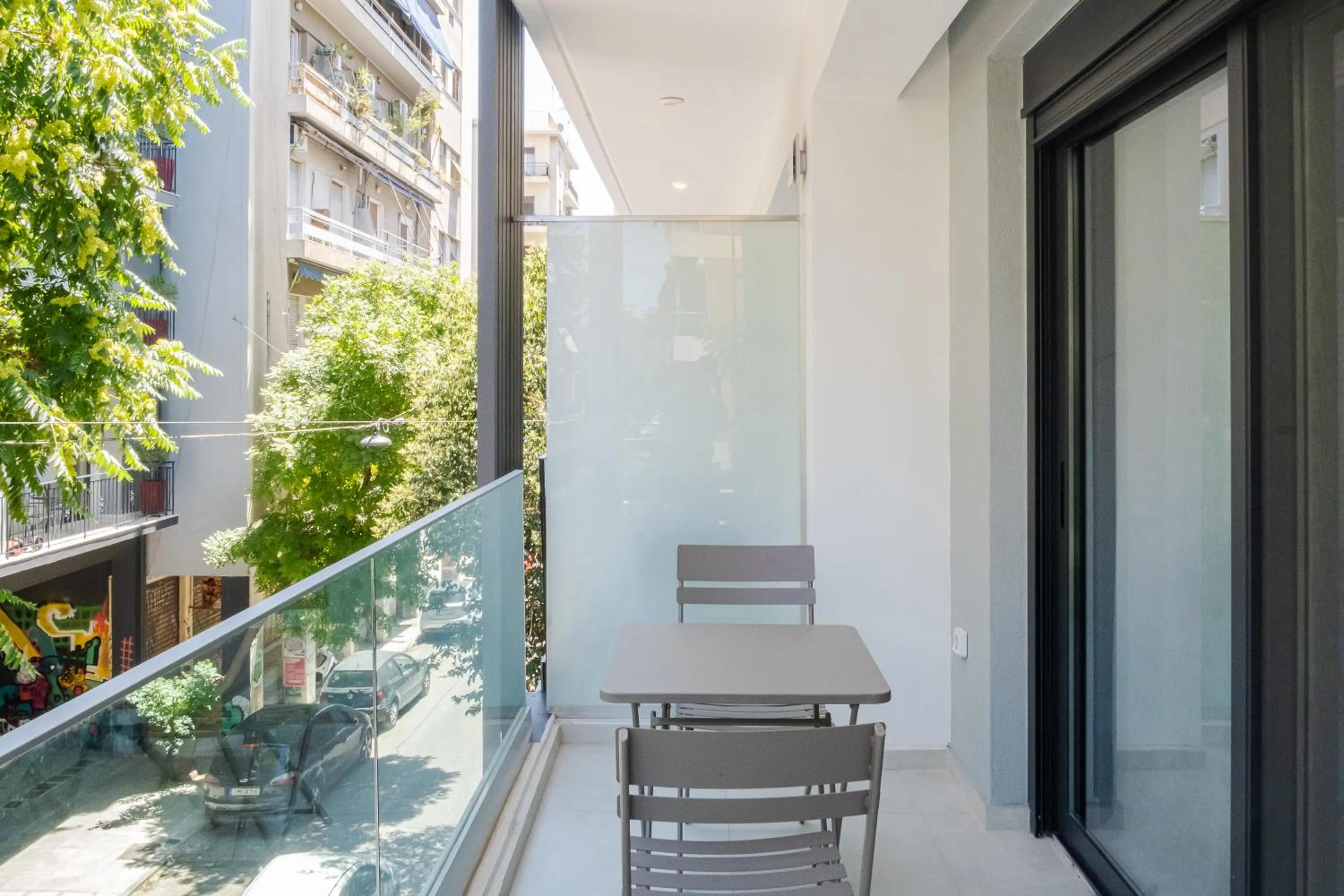 Day in Noon Smart Residences