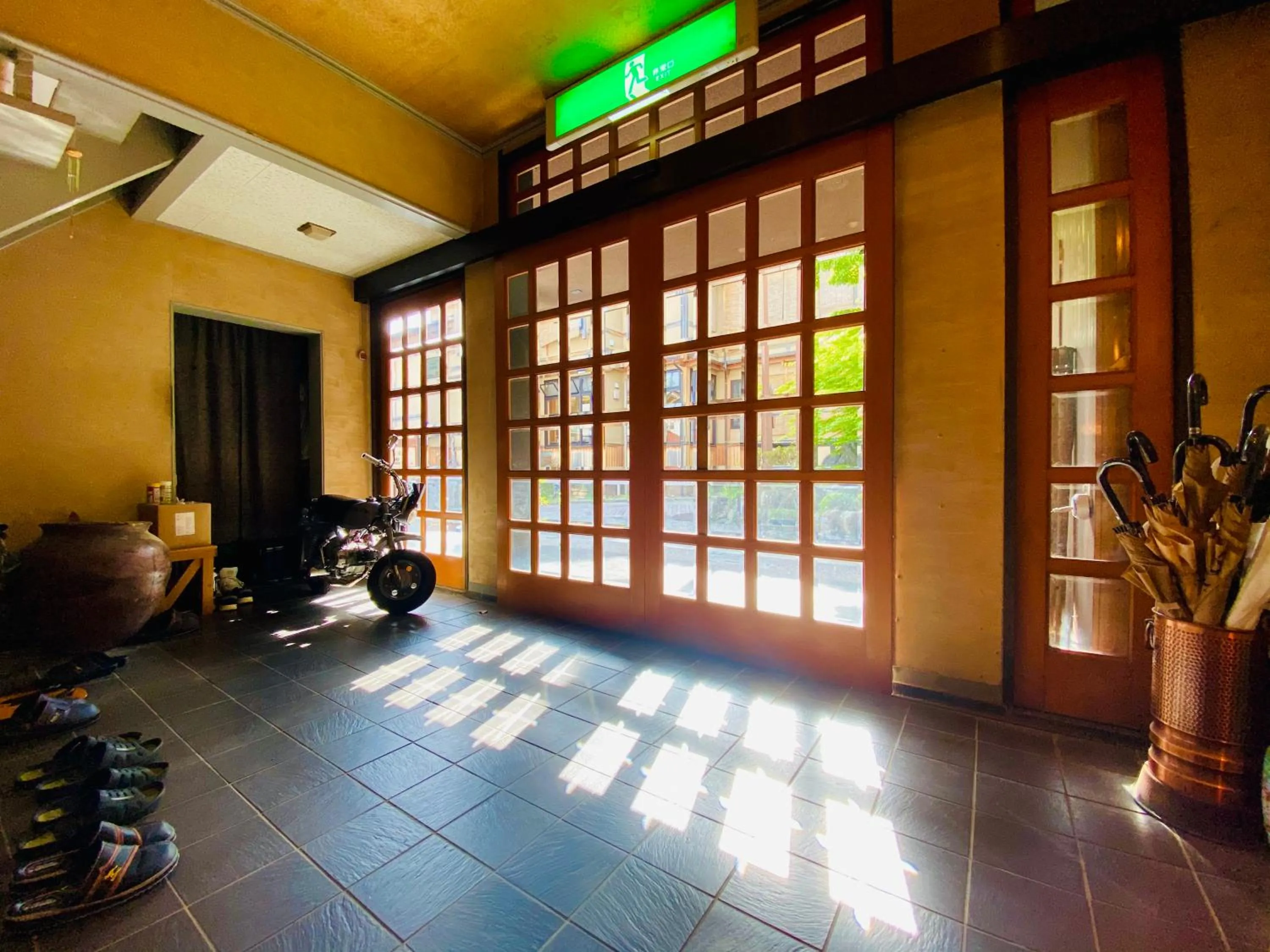 Facade/entrance in Iwayu