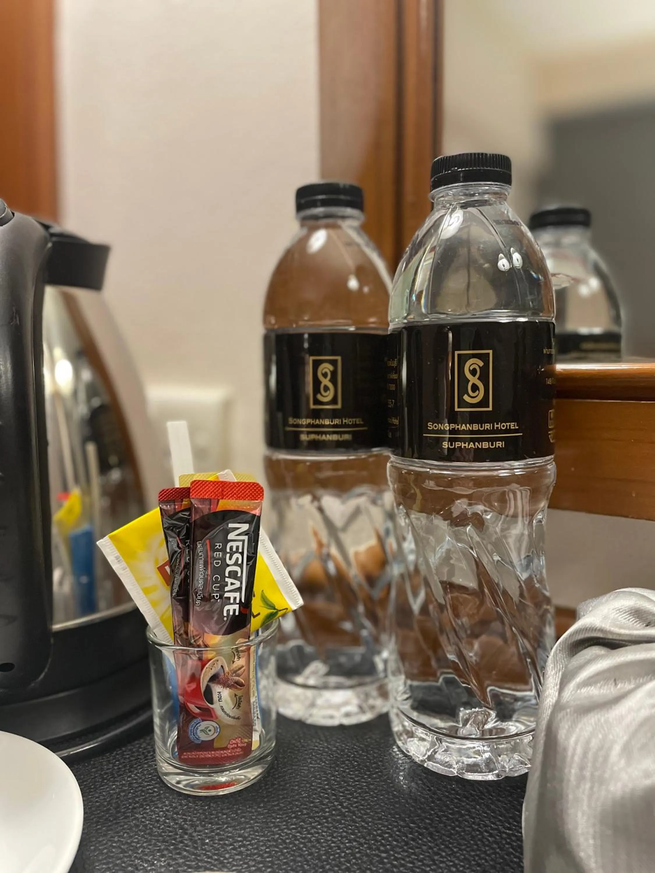 Coffee/tea facilities in Songphanburi Hotel