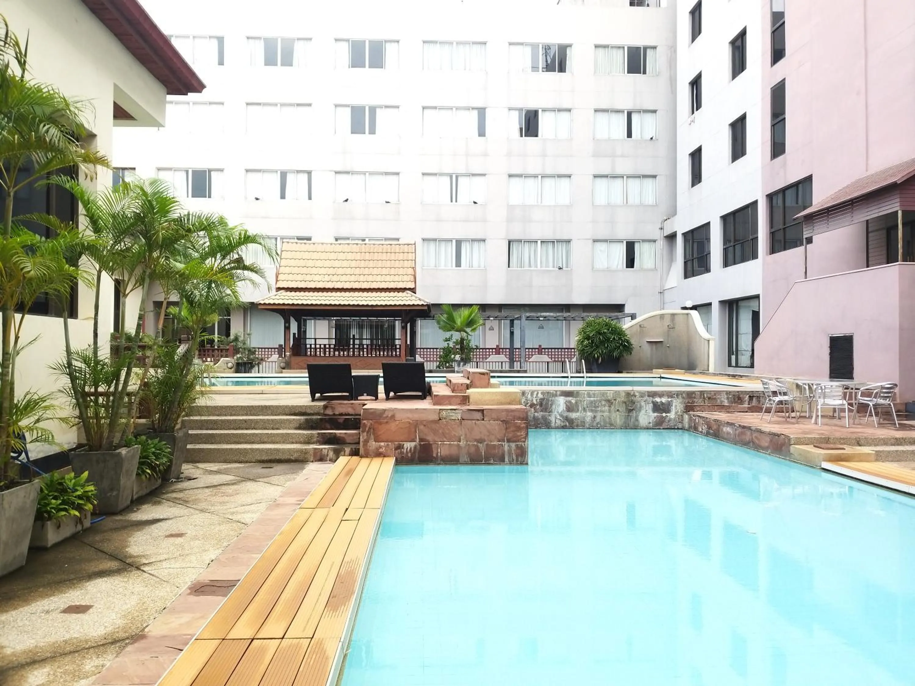 Property building in Songphanburi Hotel