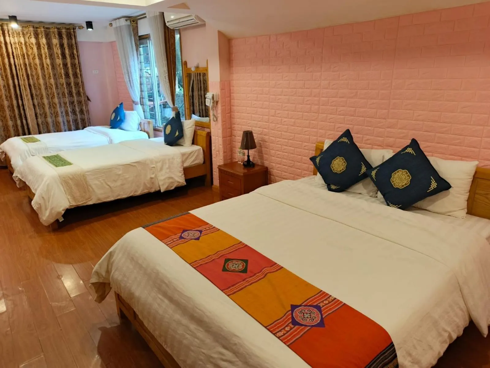 Bed in Sapa Scenery Hotel