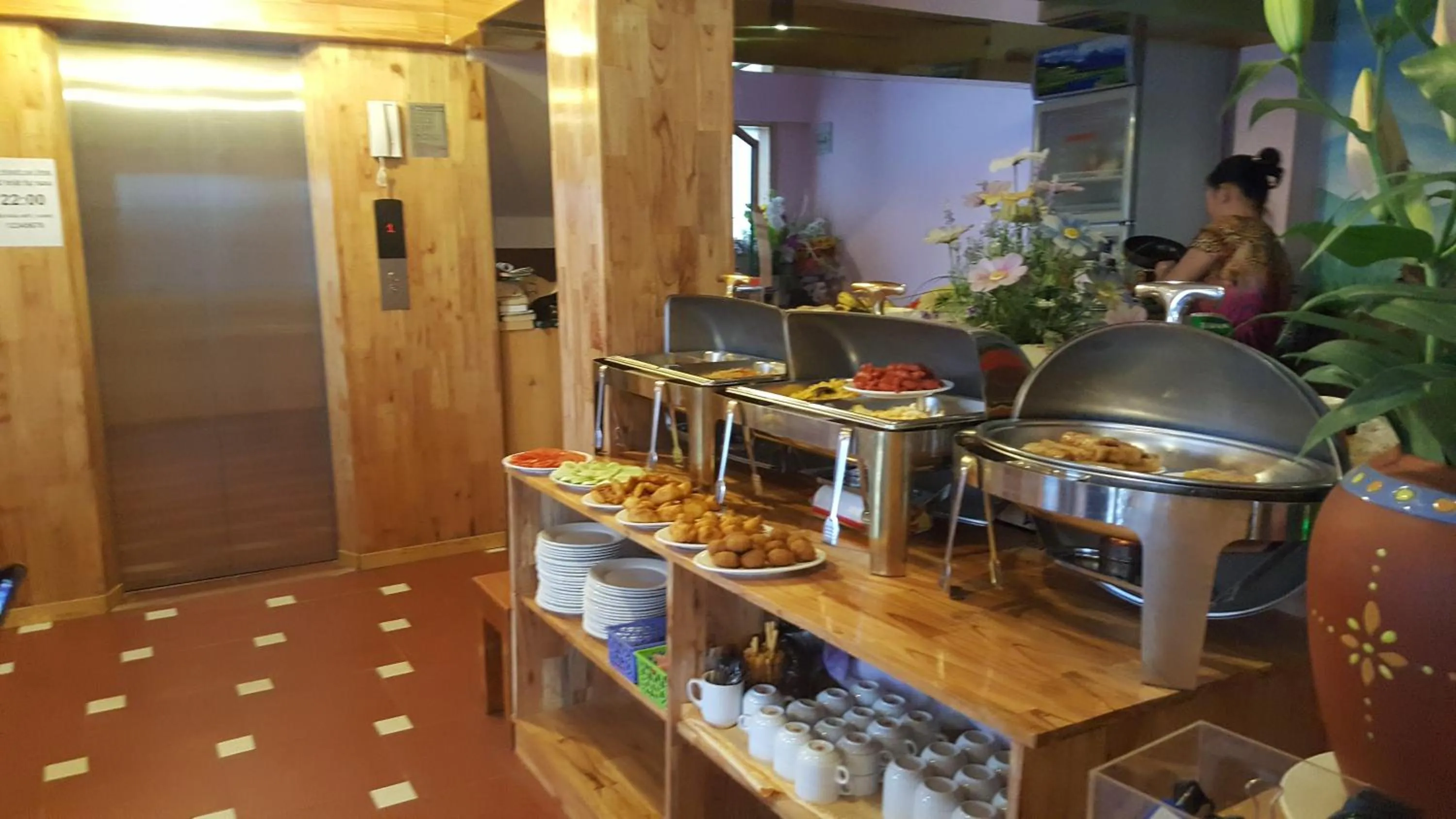 Restaurant/places to eat in Sapa Scenery Hotel