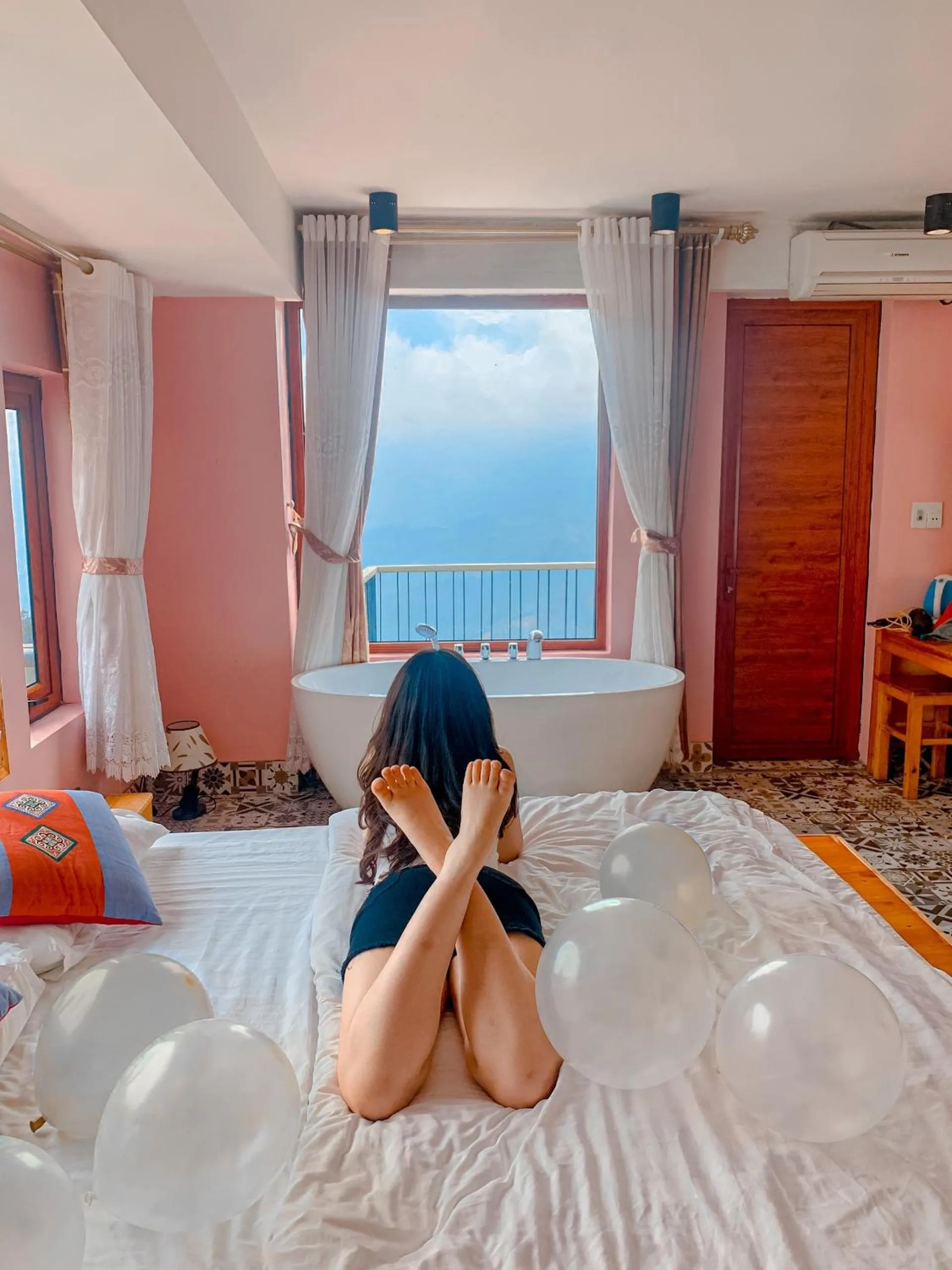 Bed in Sapa Scenery Hotel