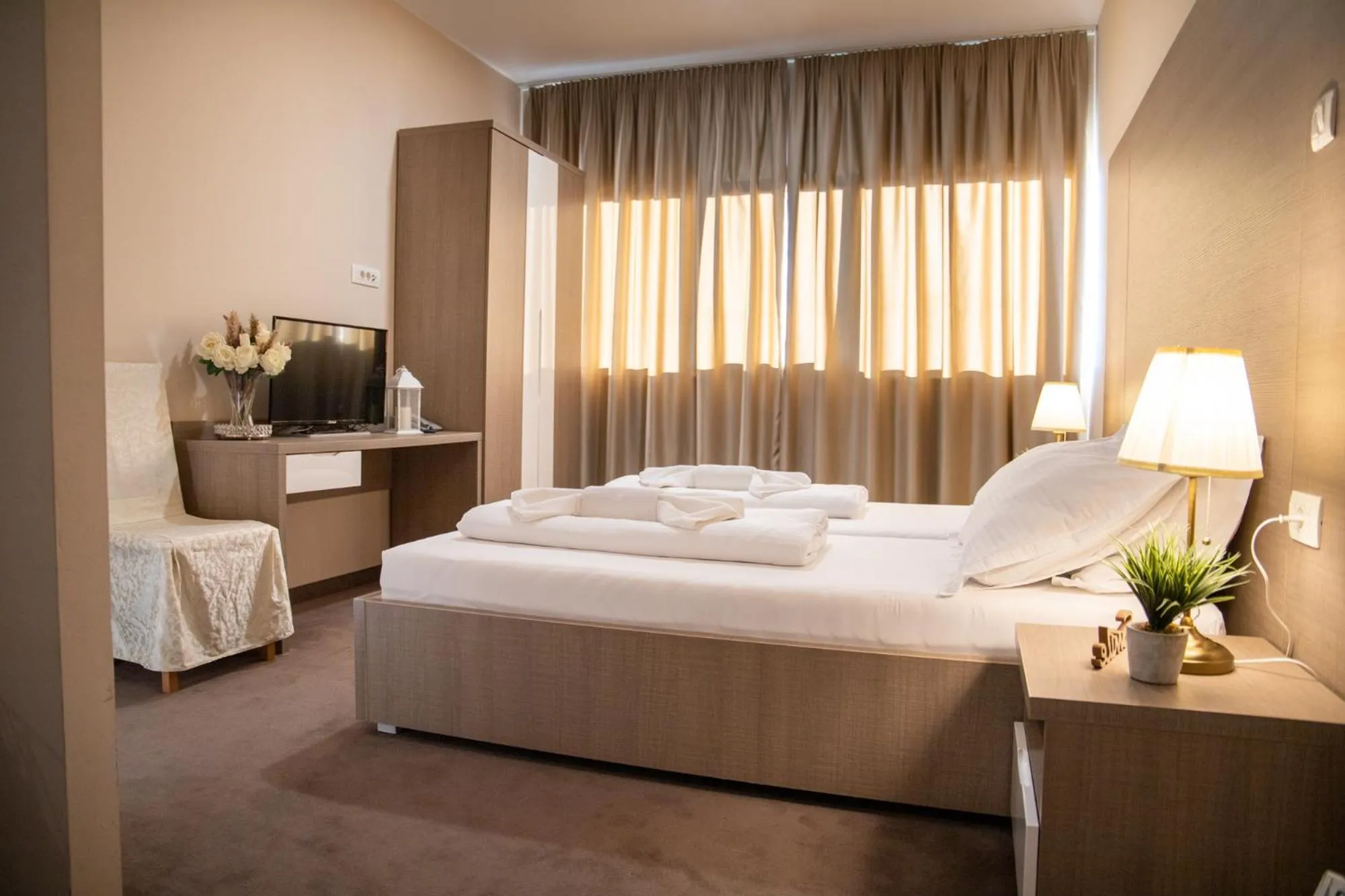 Photo of the whole room, Bed in Hotel Narenta