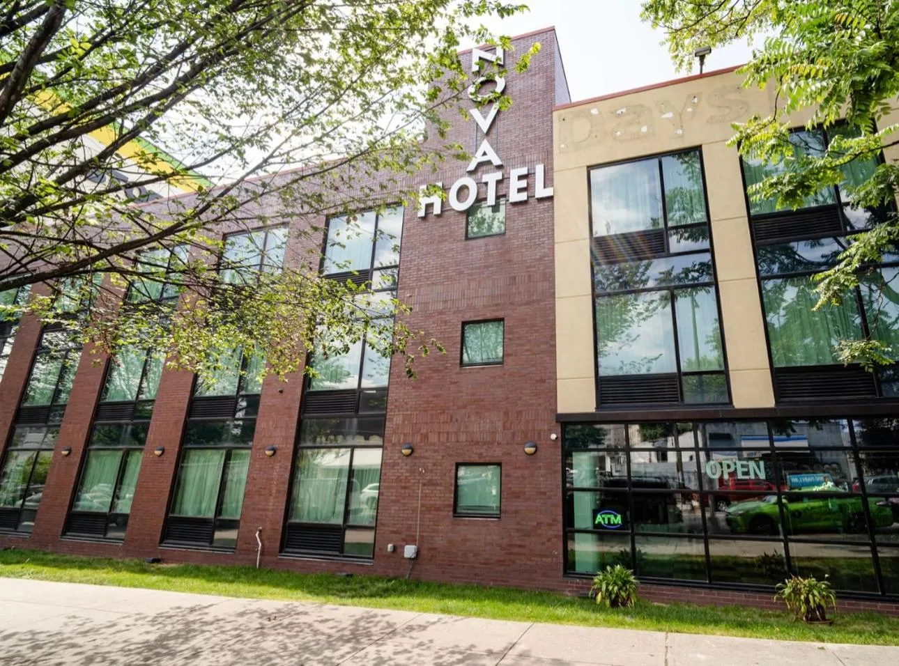 Property building in Nova Hotel Bronx