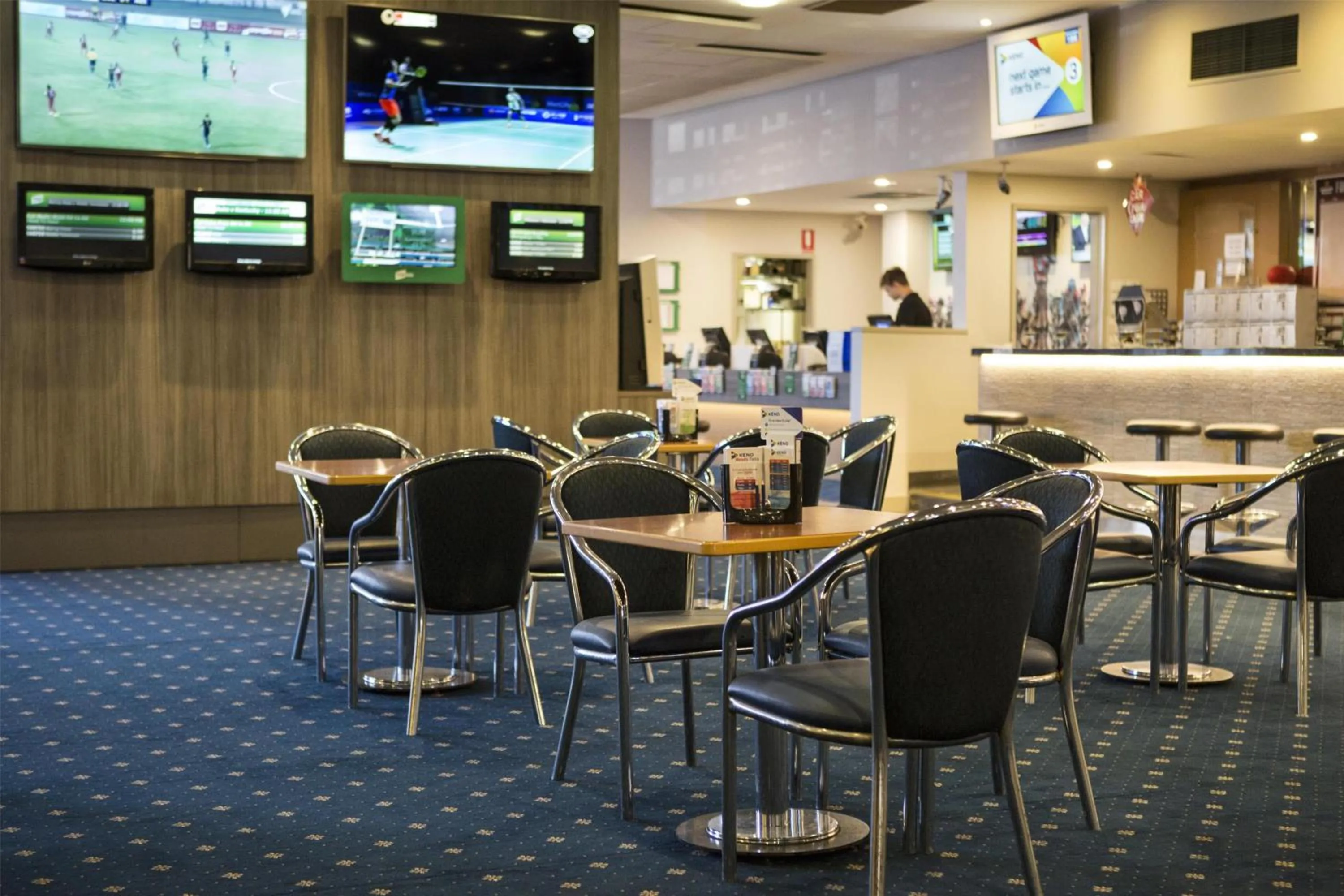 Lounge or bar in Nightcap at St Albans Hotel