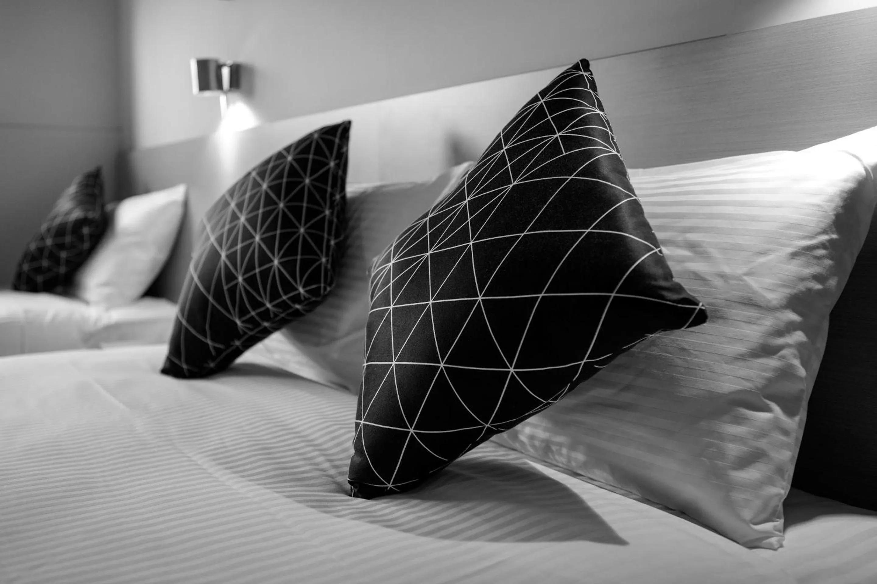 Other, Bed in Nightcap at St Albans Hotel