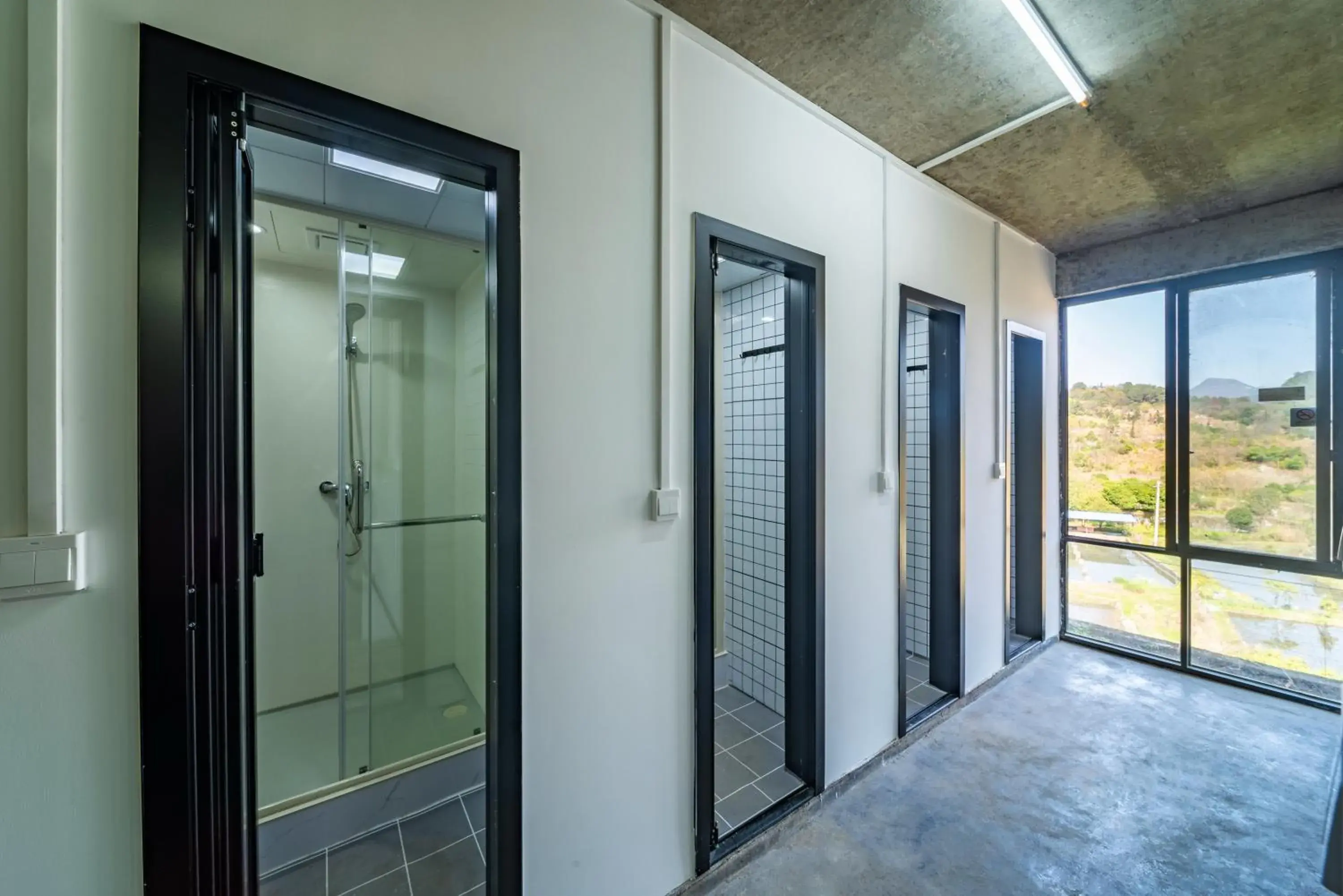 Bed in 4-Bed Mixed Dormitory Room in Yangshuo Sudder Street Guesthouse Bed in 4-Bed Mixed Dormitory Room in Yangshuo Sudder Street Guesthouse