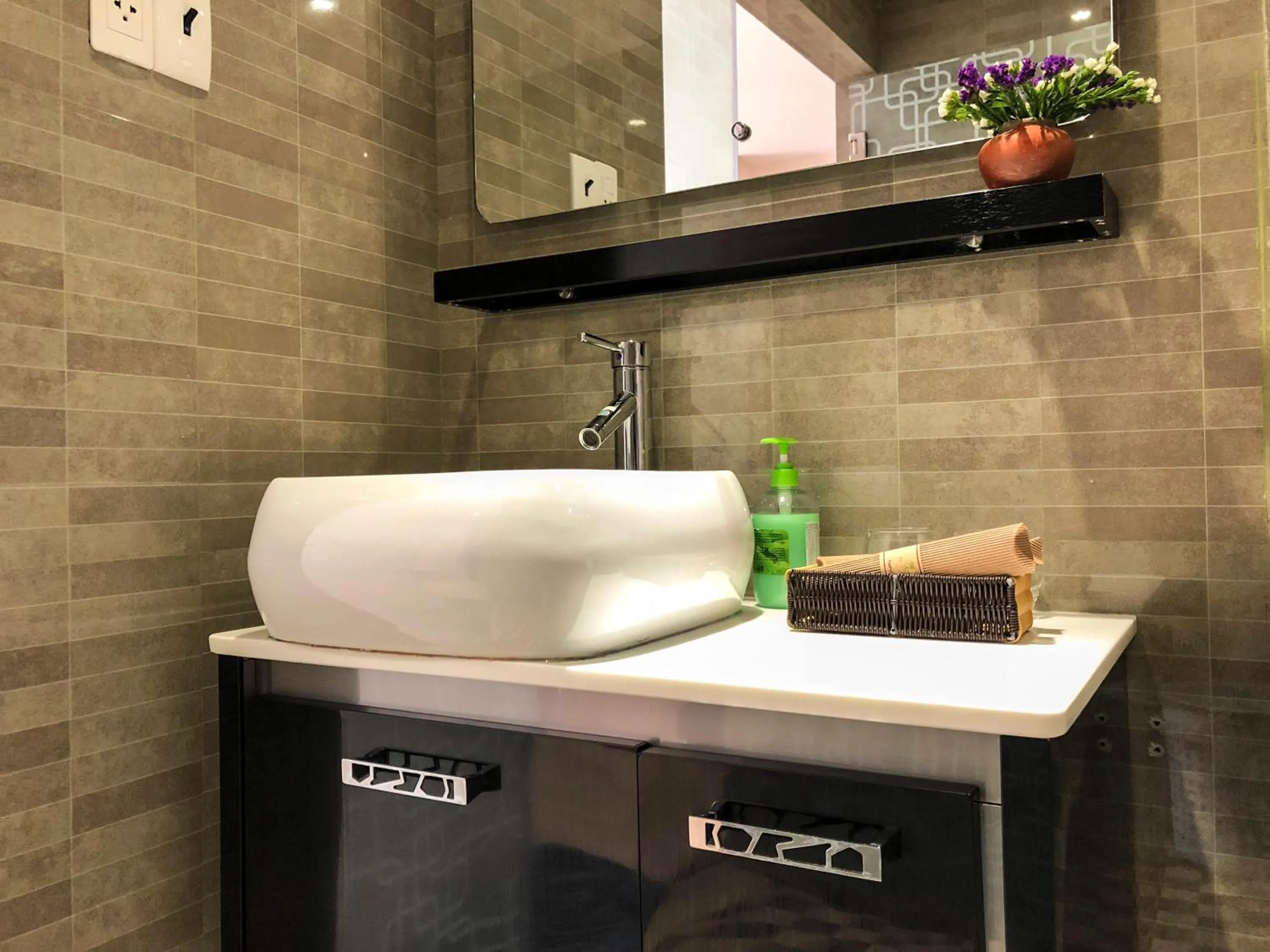 Toilet in Sunny Serviced Apartment