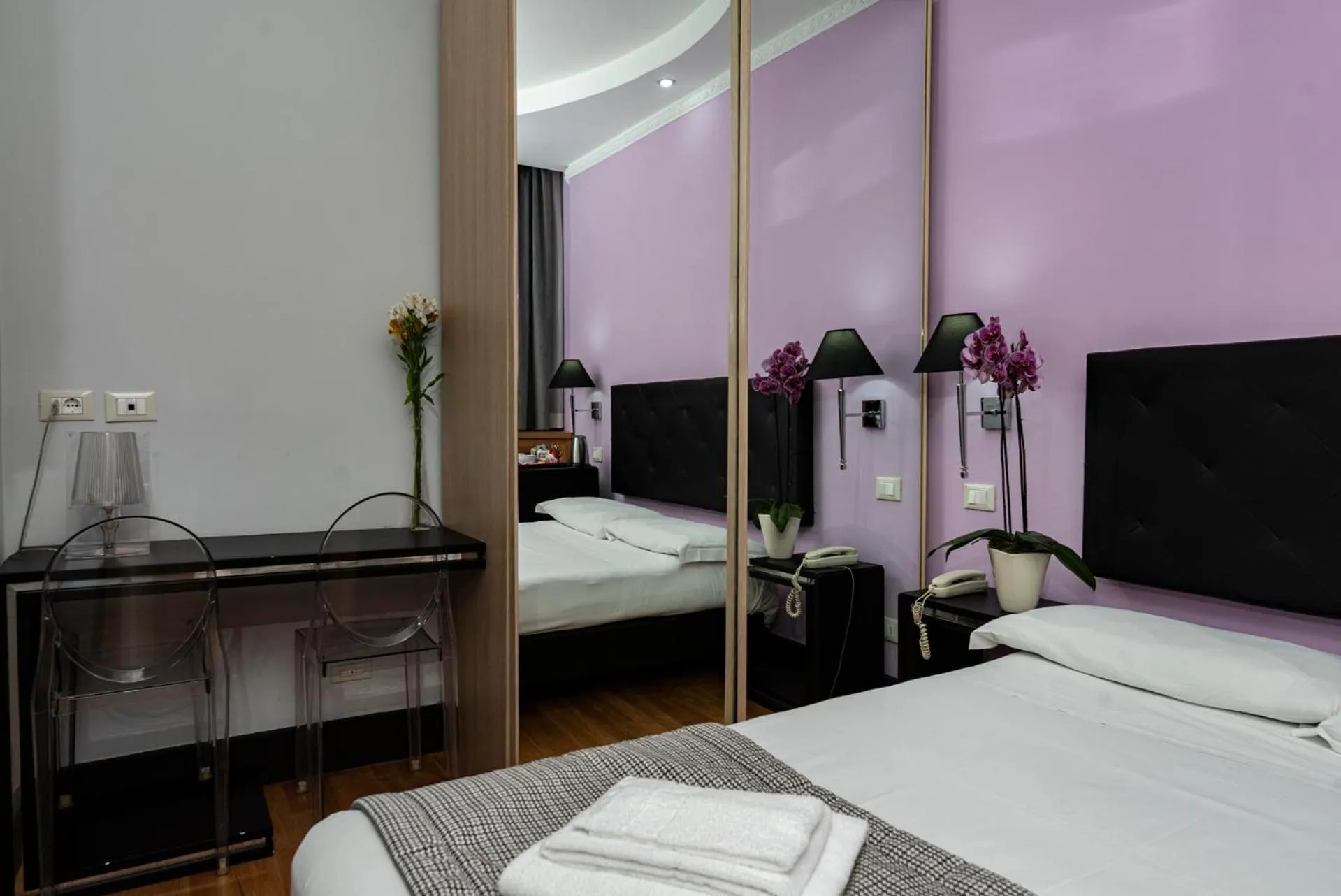 Bed in Imperium Suite Navona