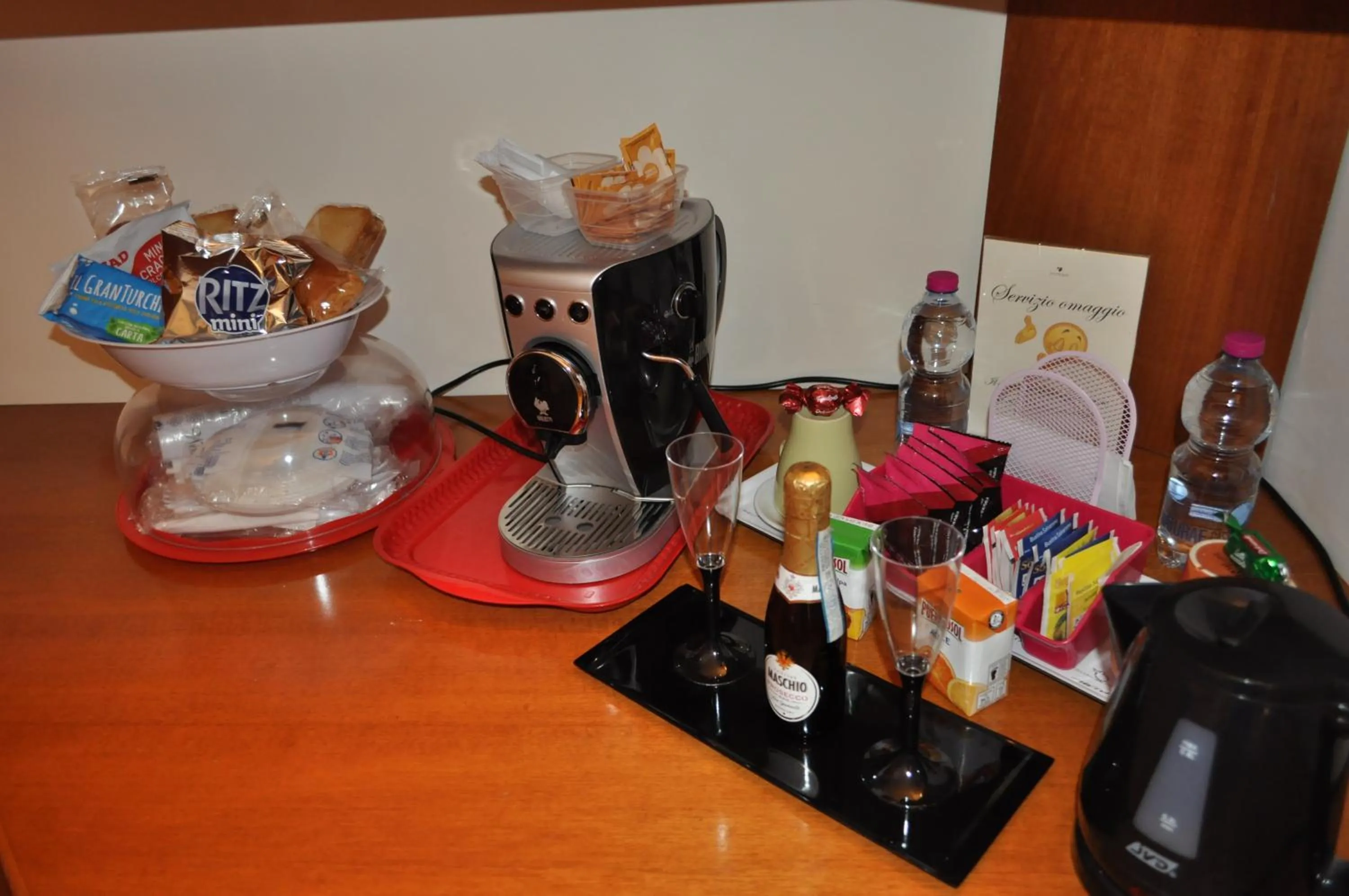 Coffee/tea facilities in 7 Contrade