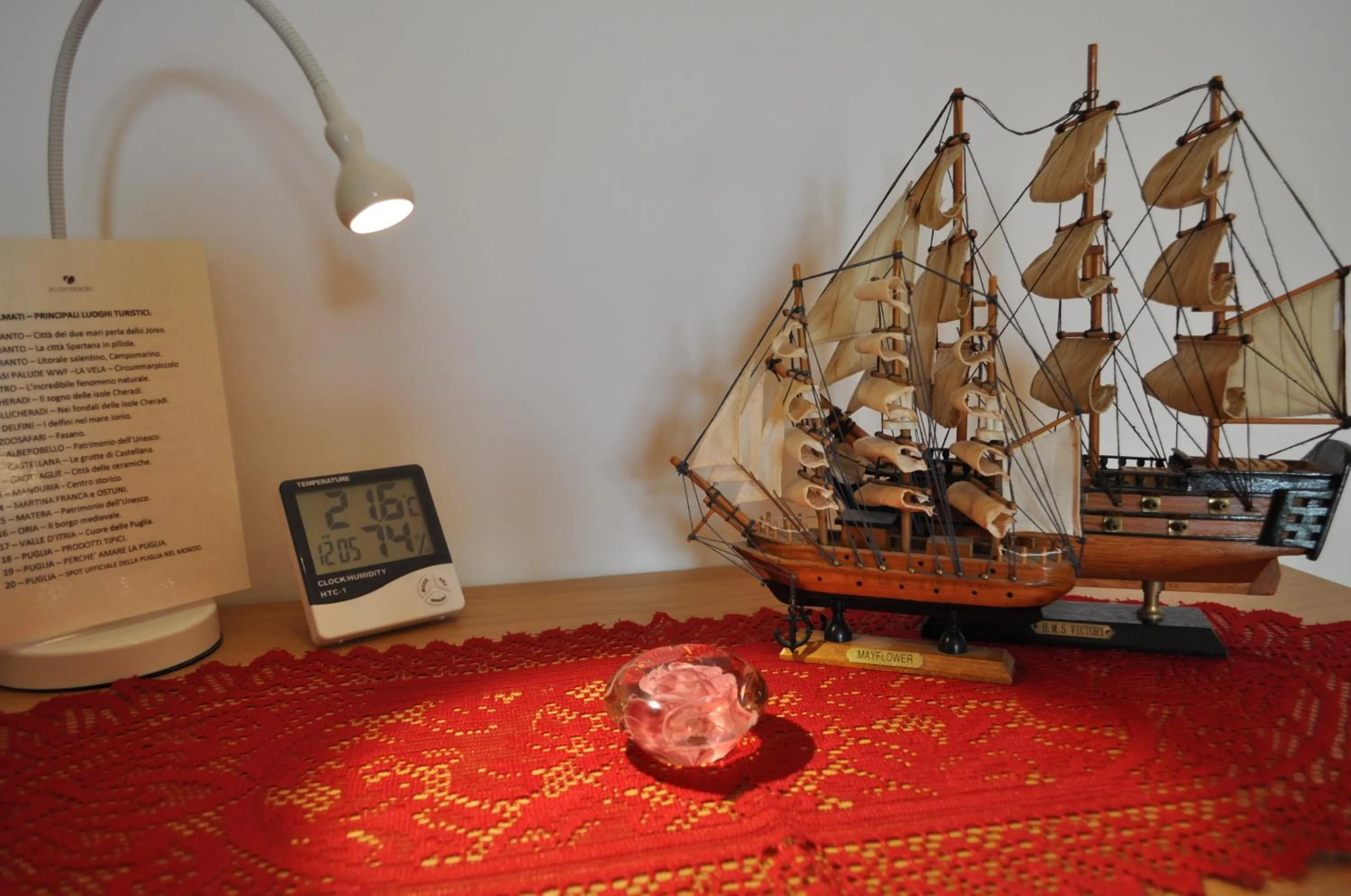 Decorative detail in 7 Contrade