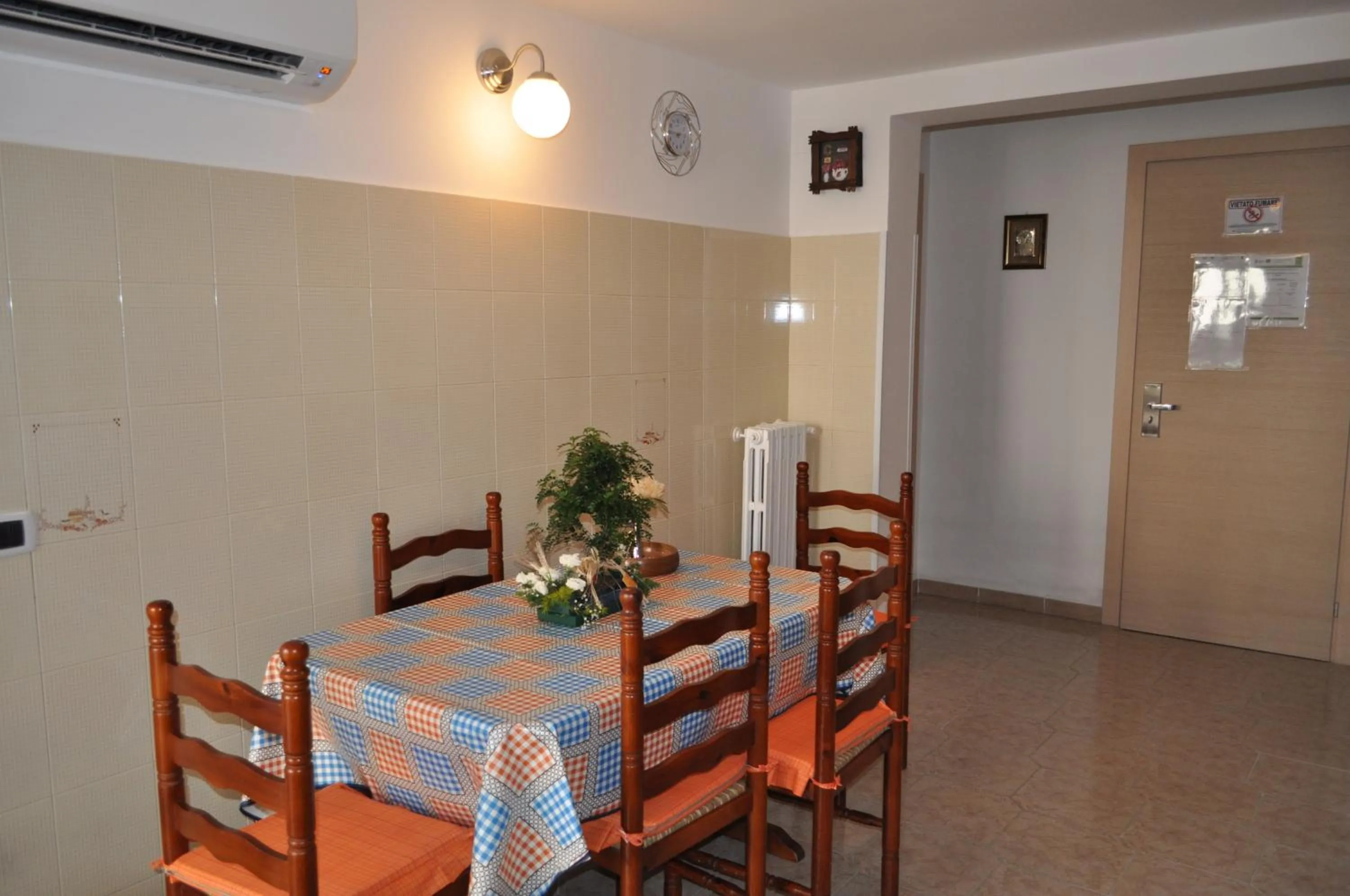 Kitchen or kitchenette in 7 Contrade