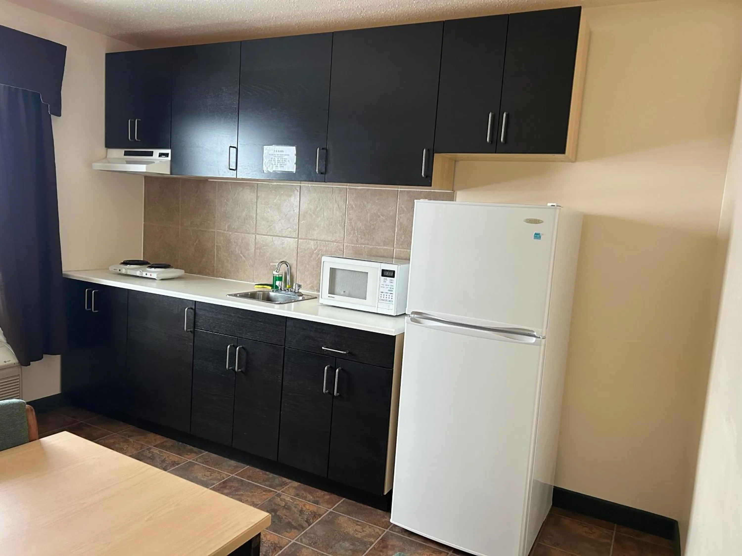 Travelodge by Wyndham Valleyview AB