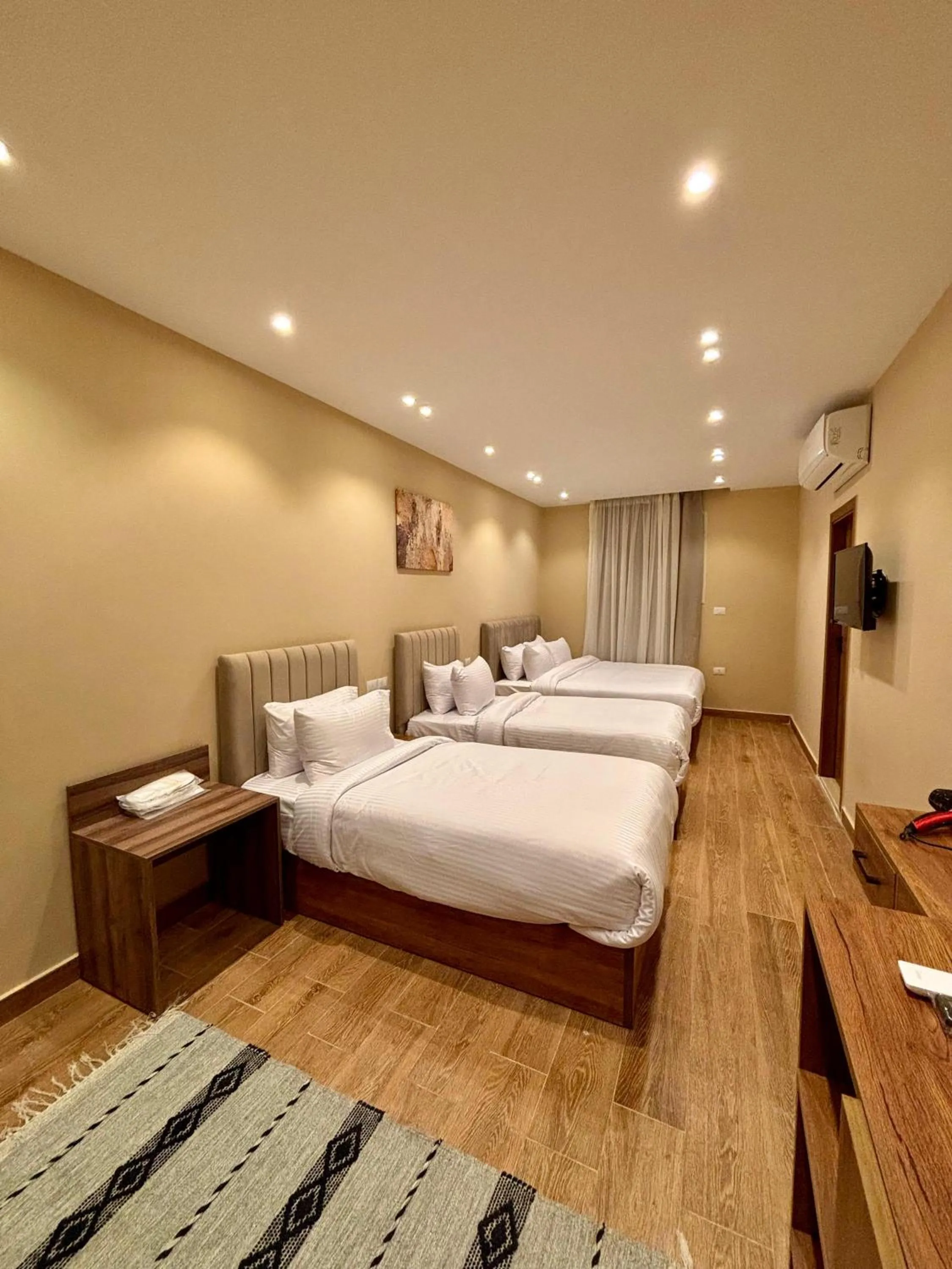 Photo of the whole room, Bed in The Palace Pyramids View Hotel