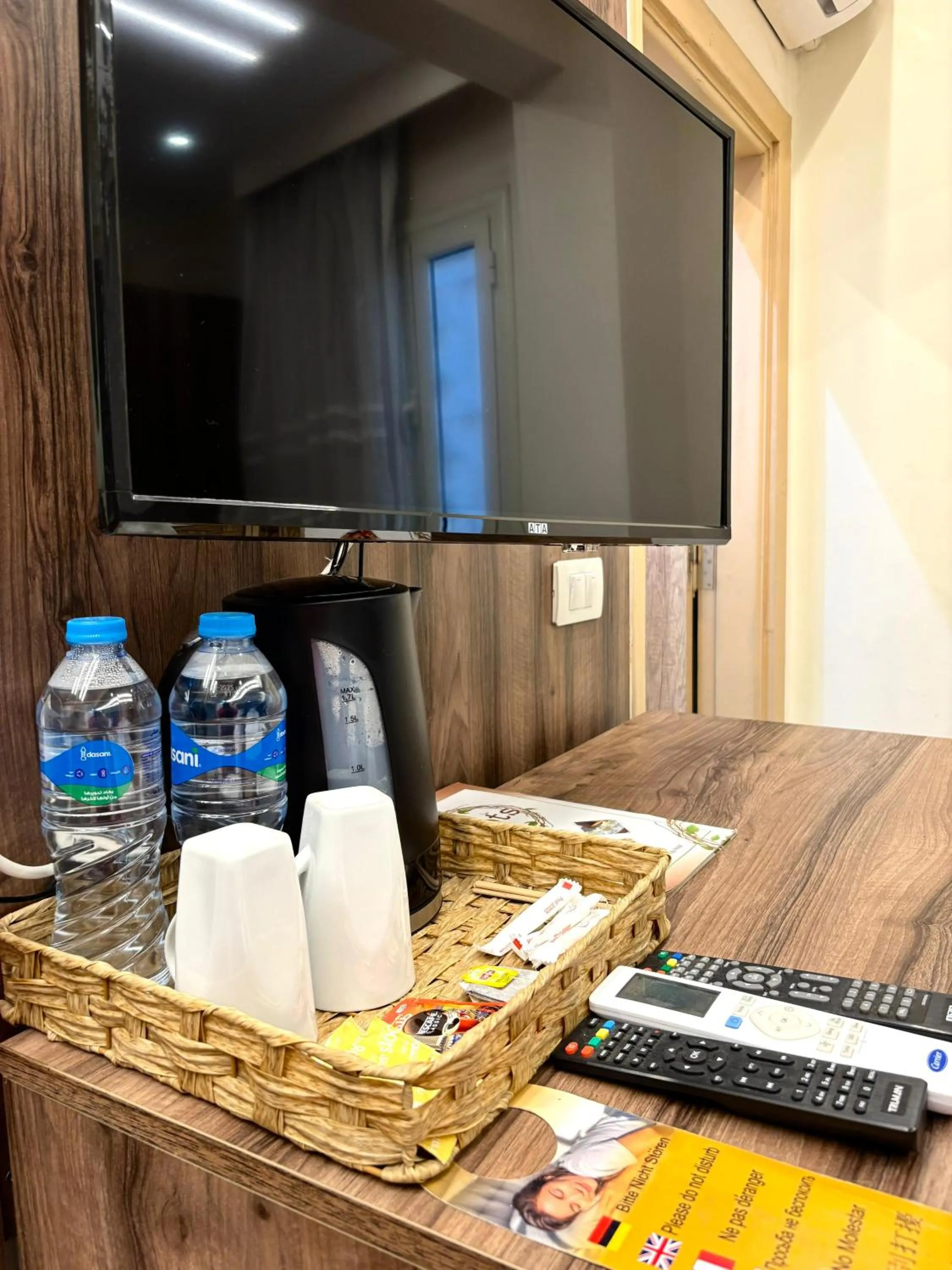 Coffee/tea facilities in The Palace Pyramids View Hotel