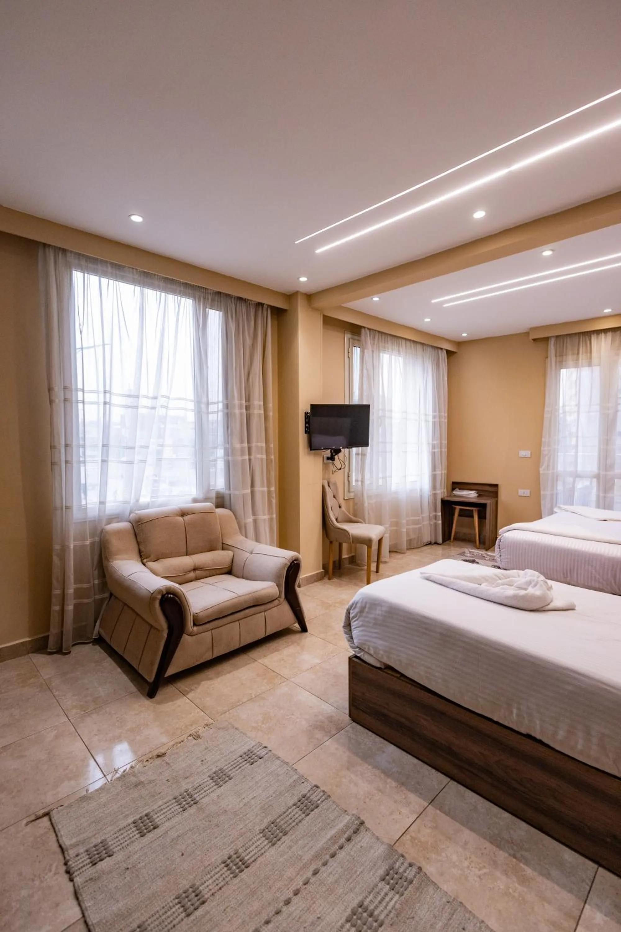 TV and multimedia, Bed in The Palace Pyramids View Hotel