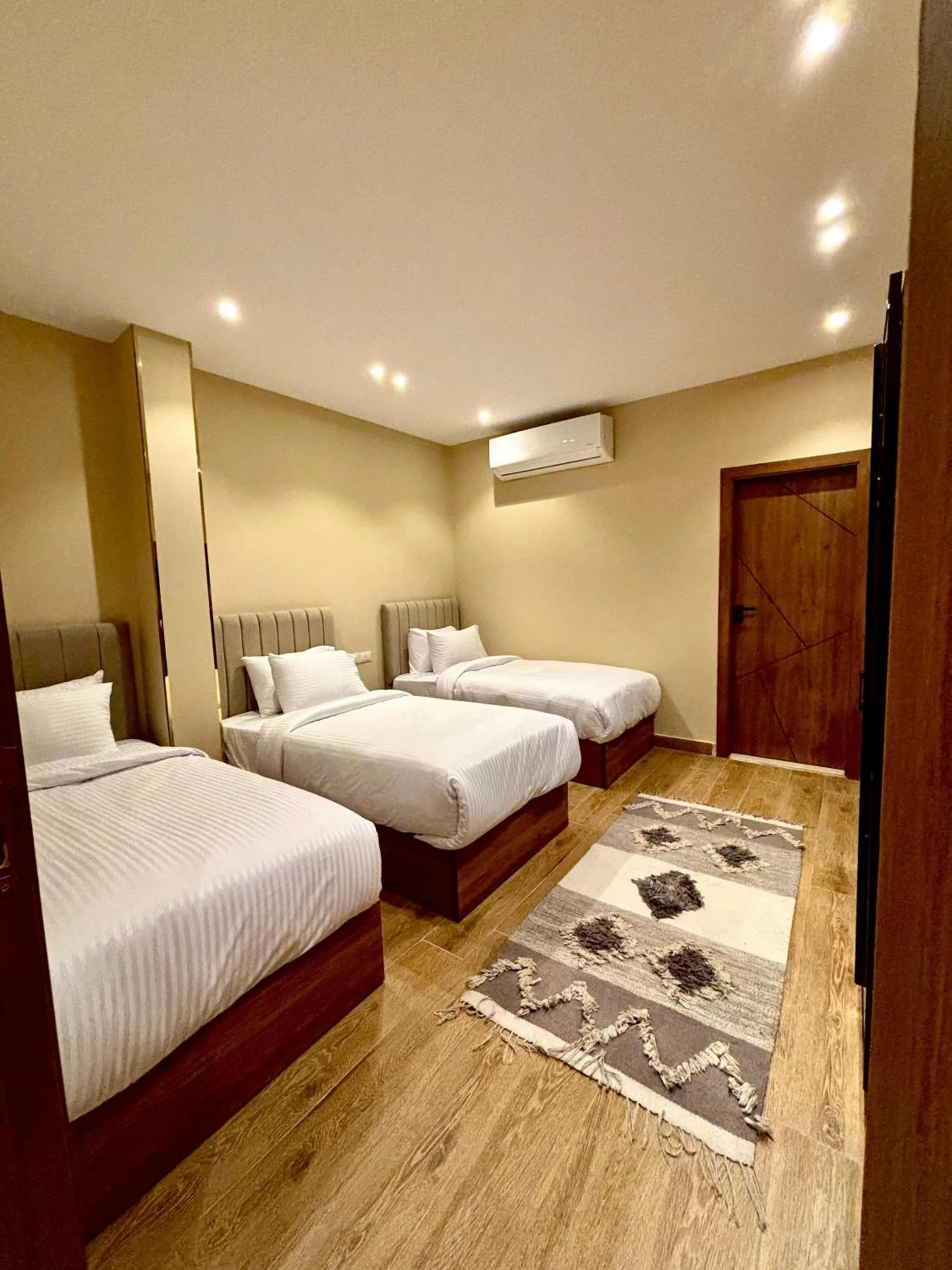 Bed in The Palace Pyramids View Hotel