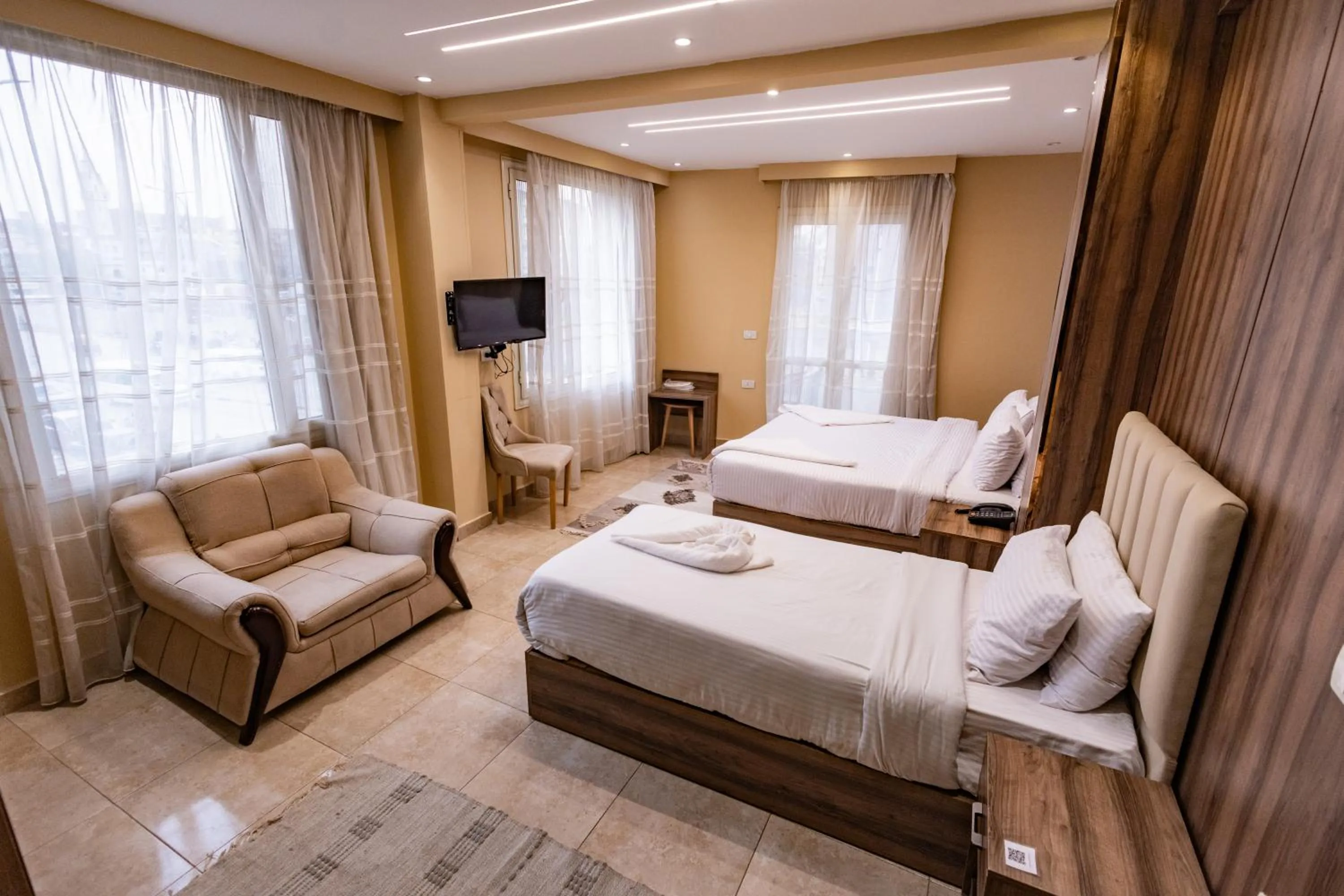 TV and multimedia, Bed in The Palace Pyramids View Hotel