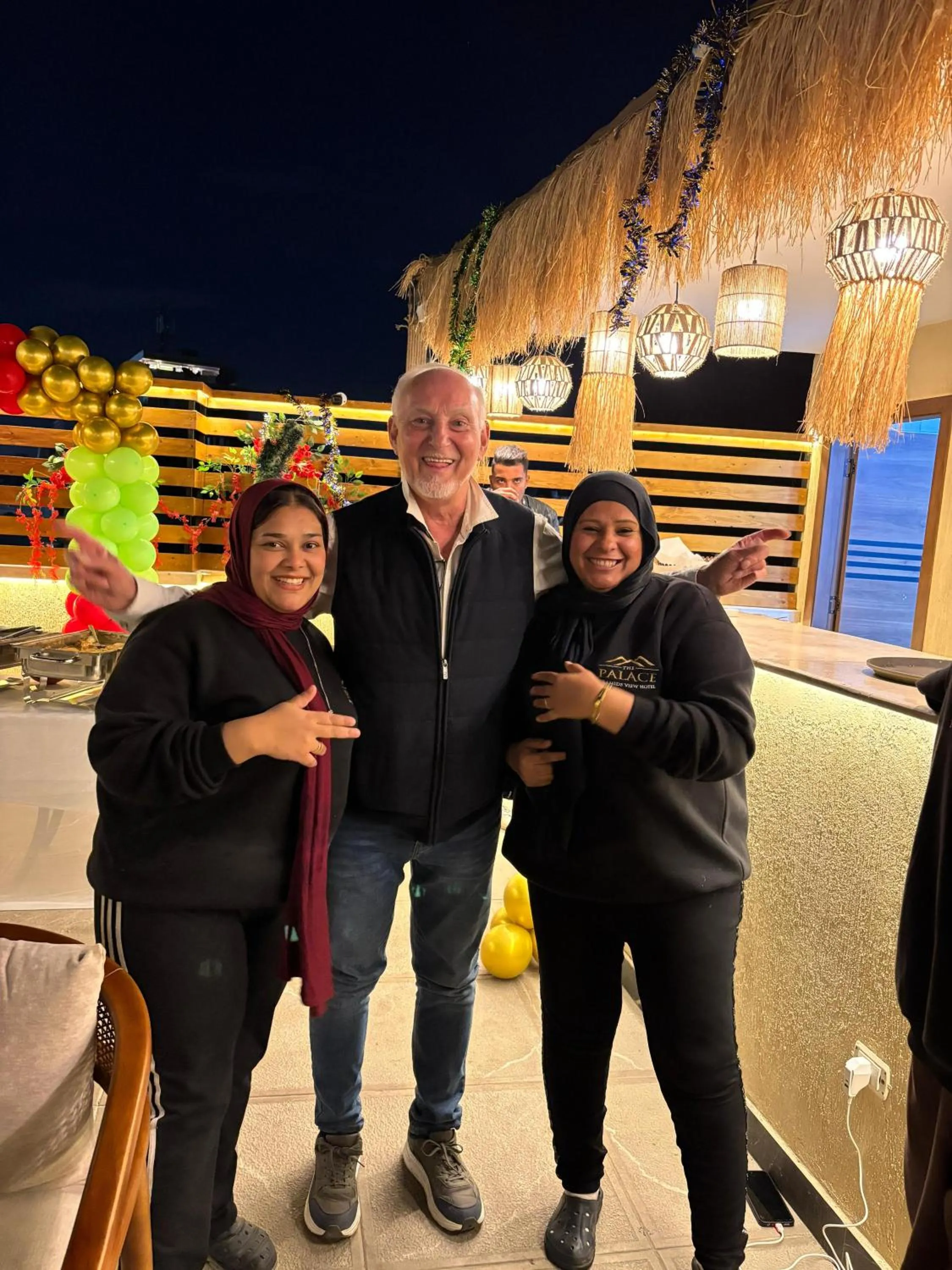 Night in The Palace Pyramids View Hotel