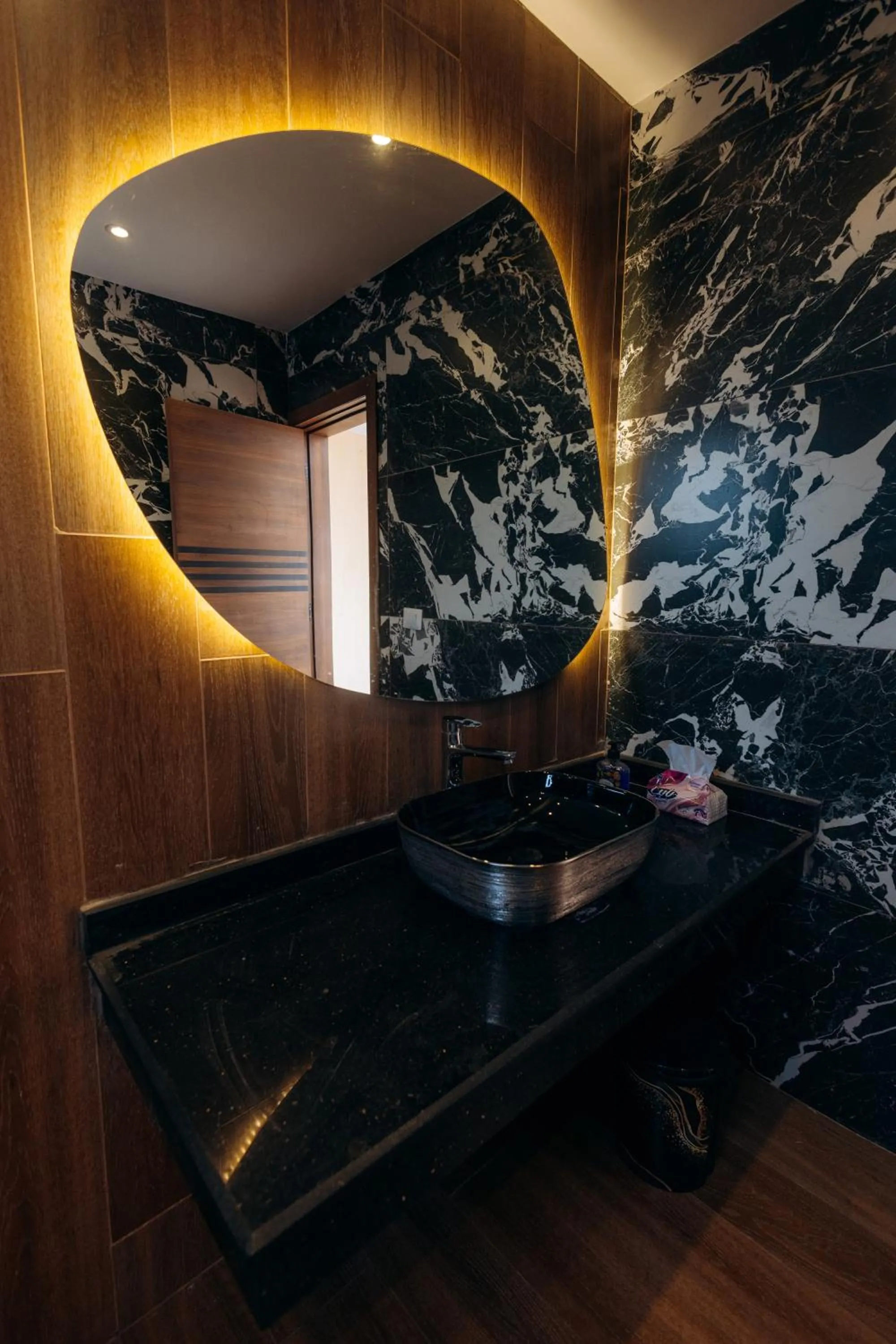 Bathroom in The Palace Pyramids View Hotel