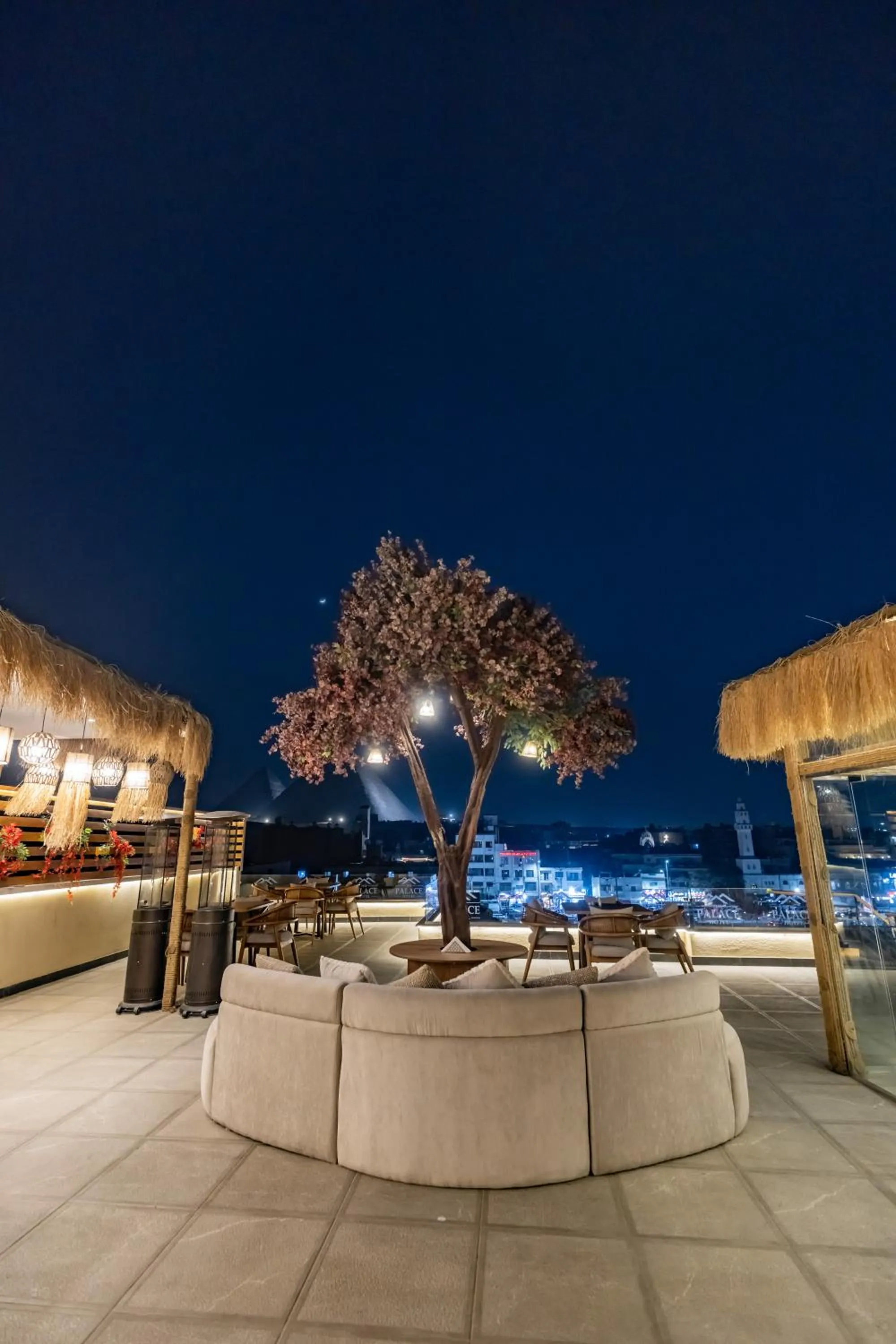Patio in The Palace Pyramids View Hotel