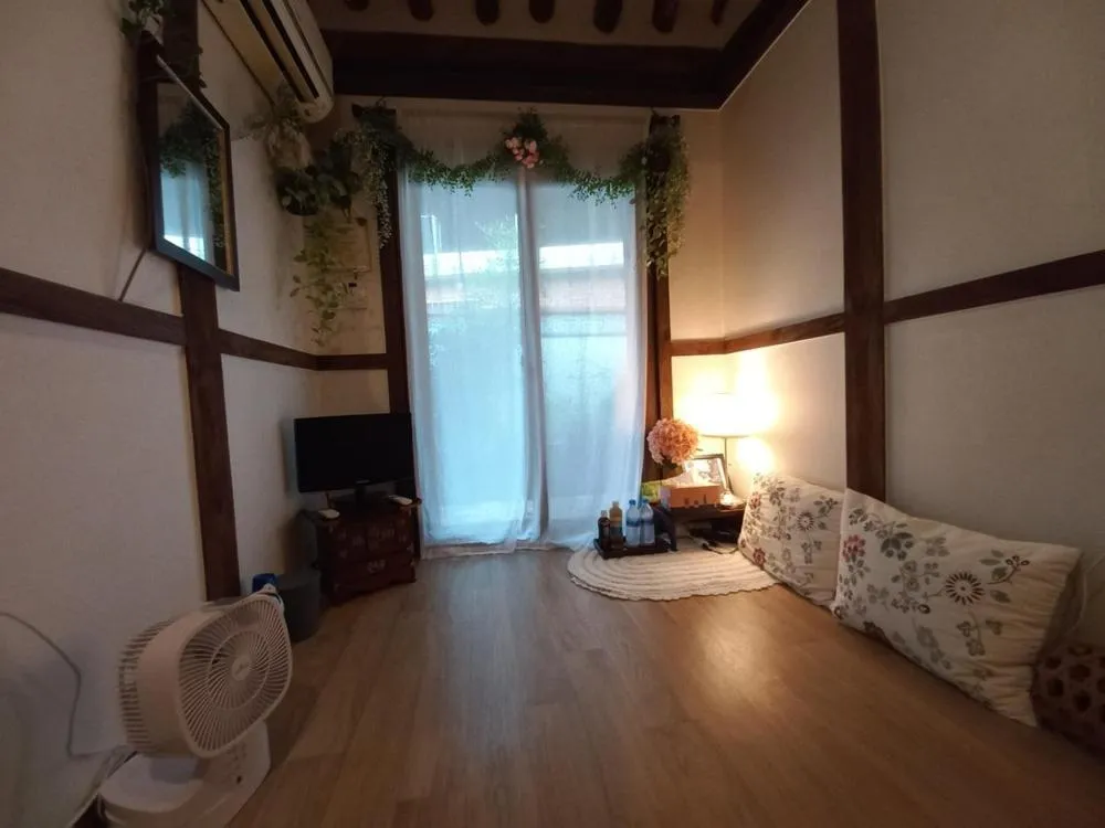 Jeonju Sanyacho Pension