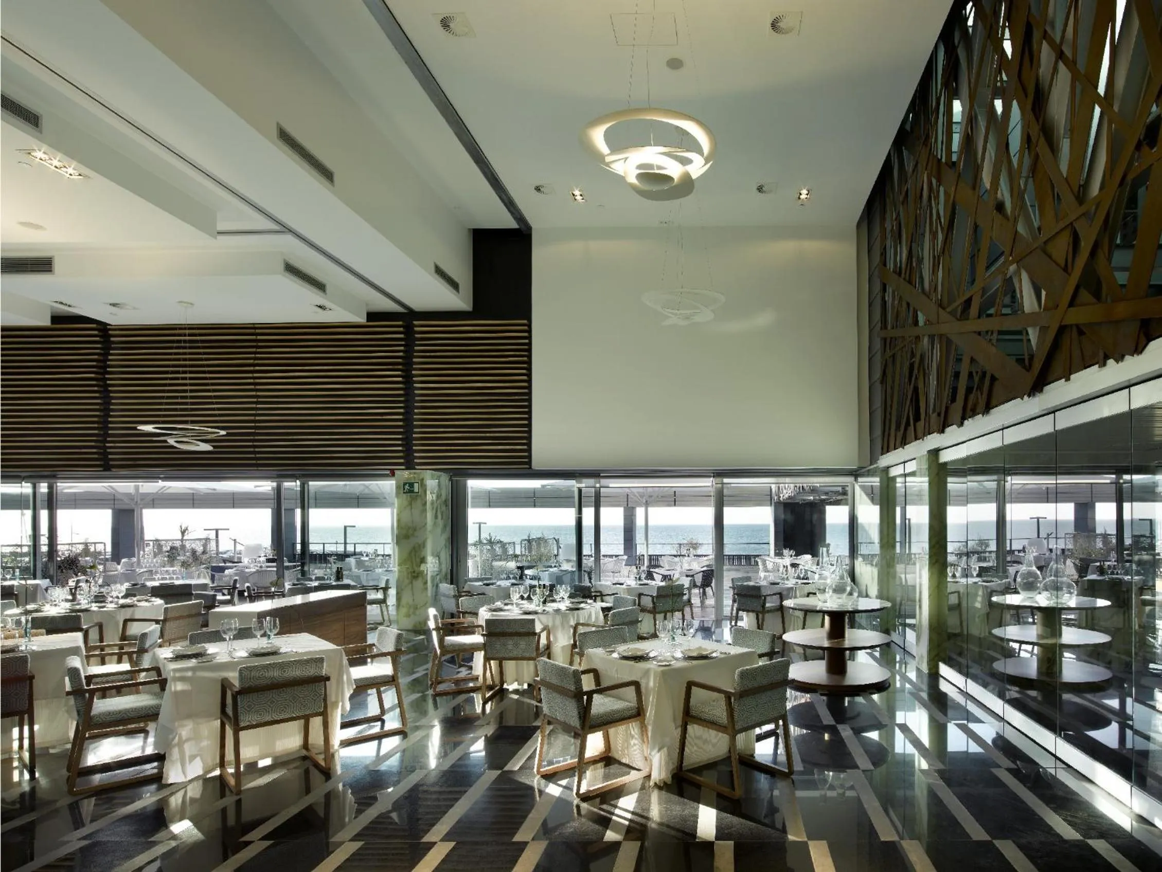 Restaurant/places to eat in Parador de Cádiz