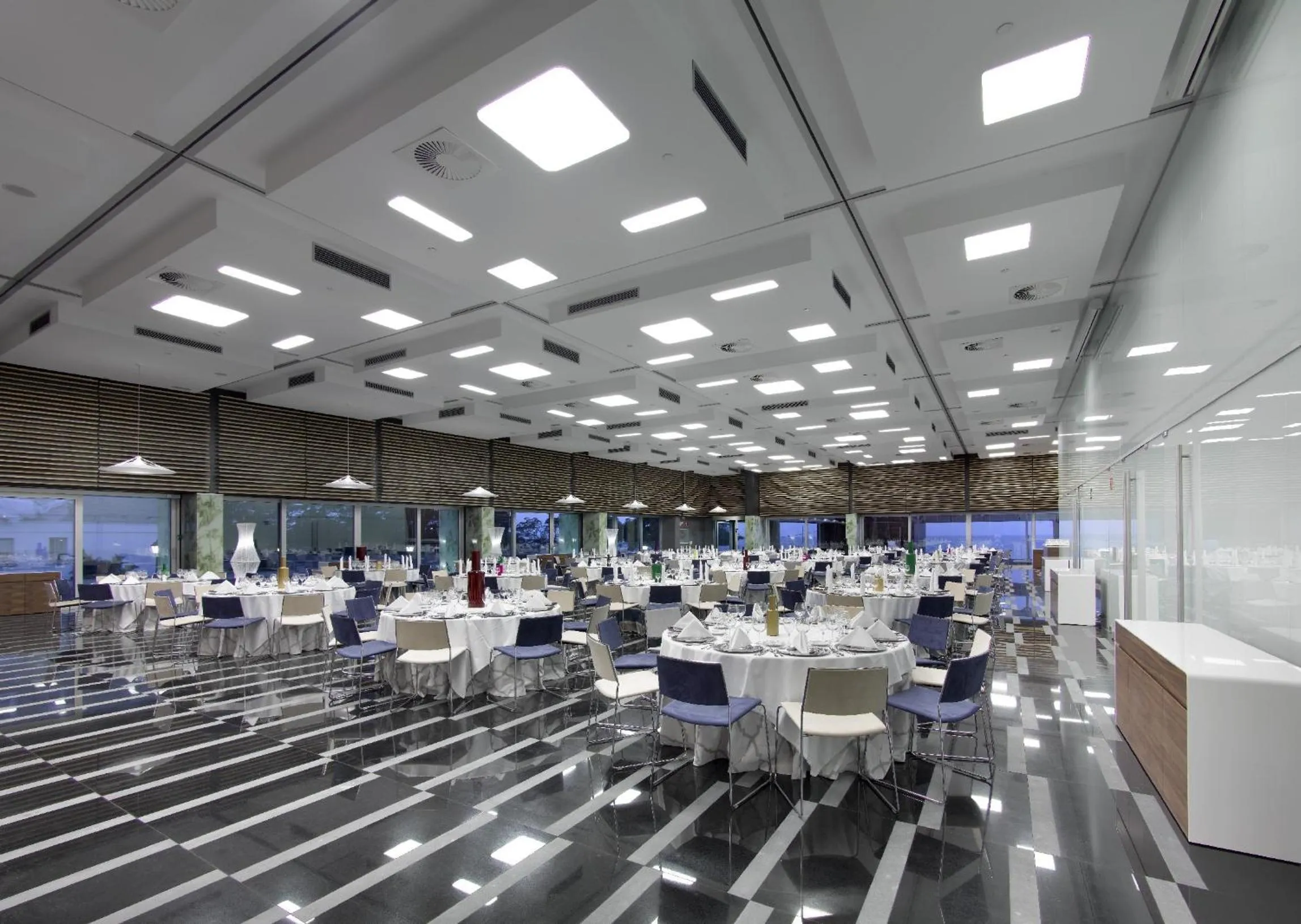 Restaurant/places to eat in Parador de Cádiz