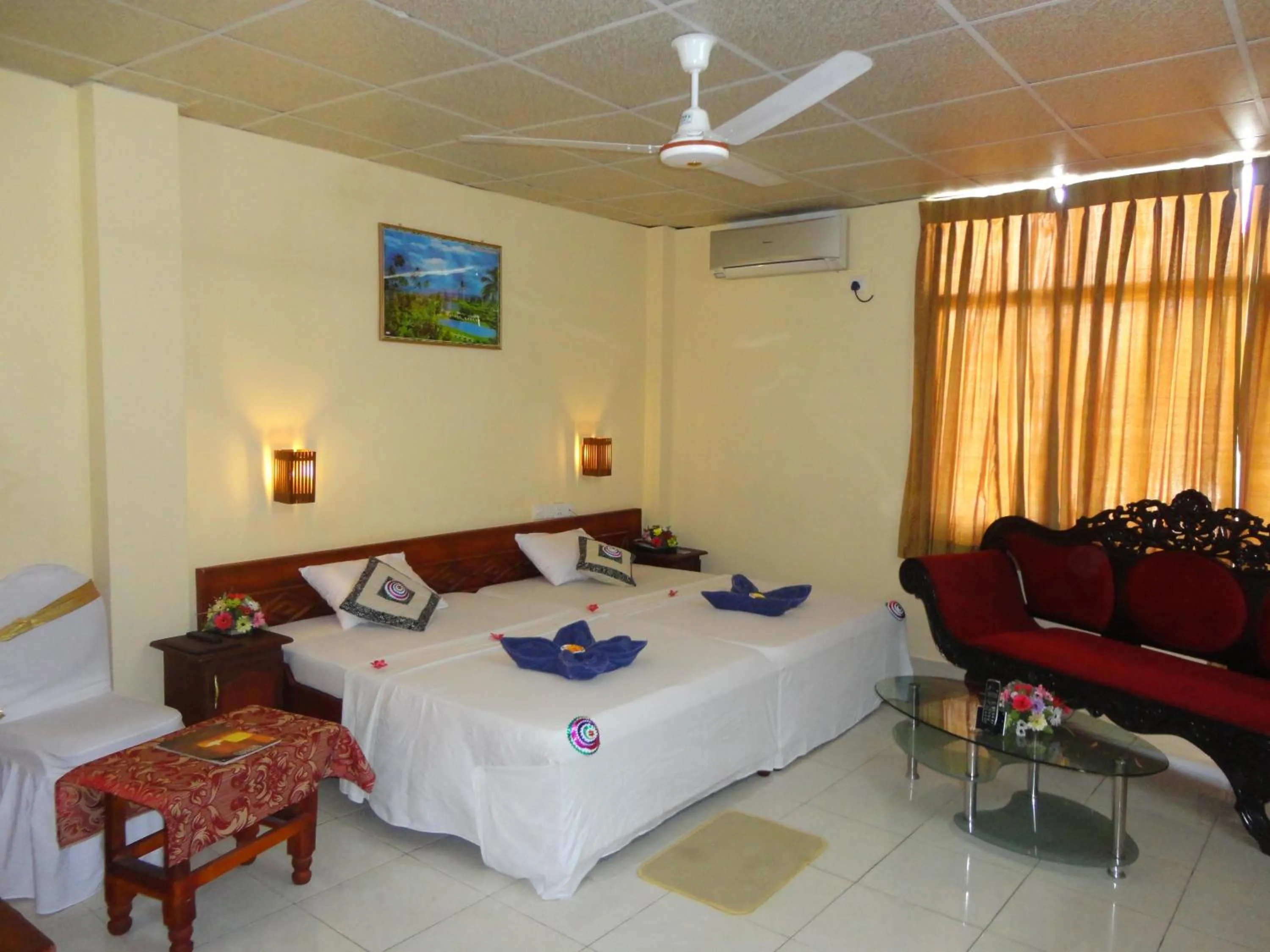 Photo of the whole room, Bed in Brighten Hotel