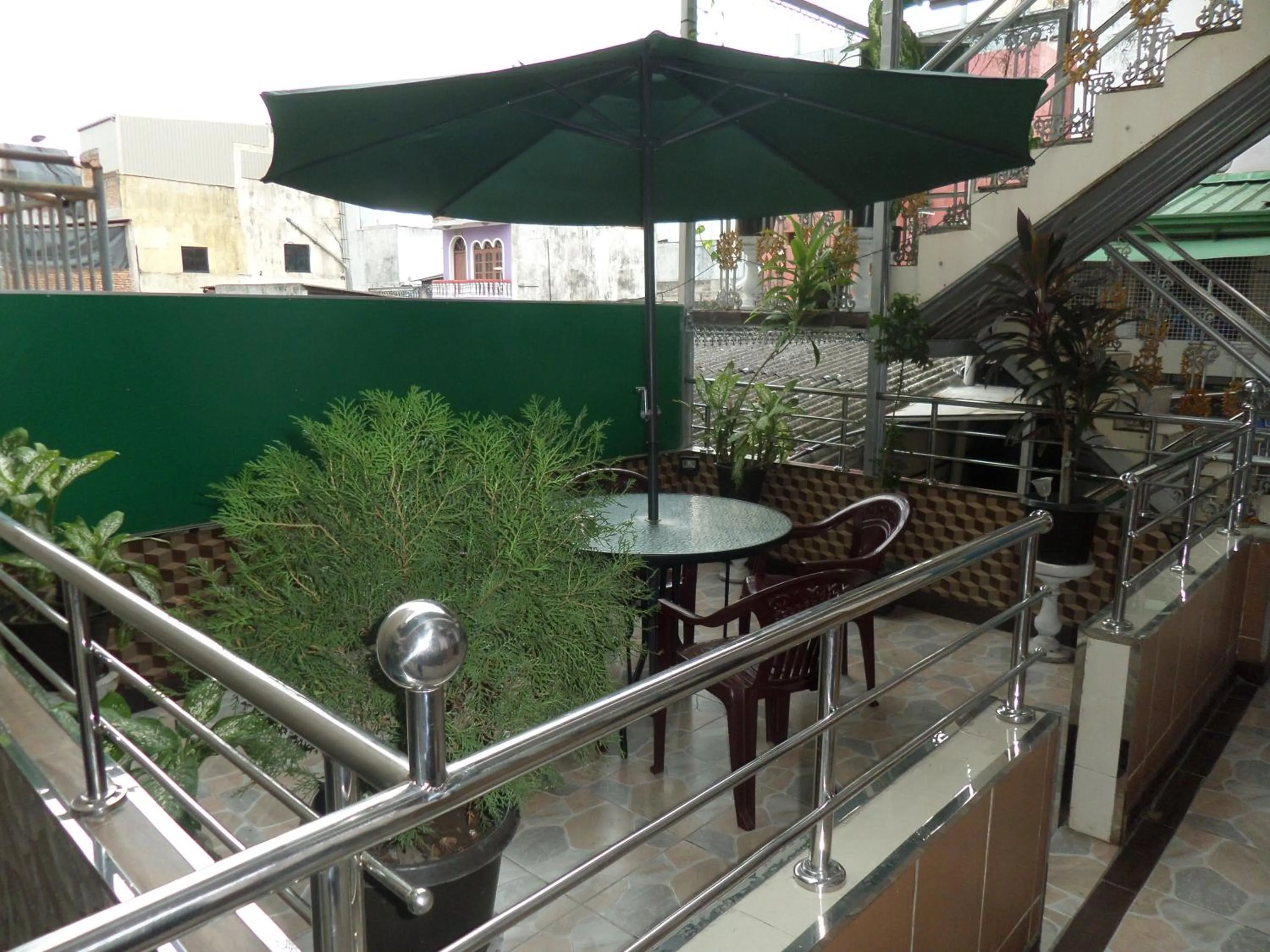 Facade/entrance in Brighten Hotel