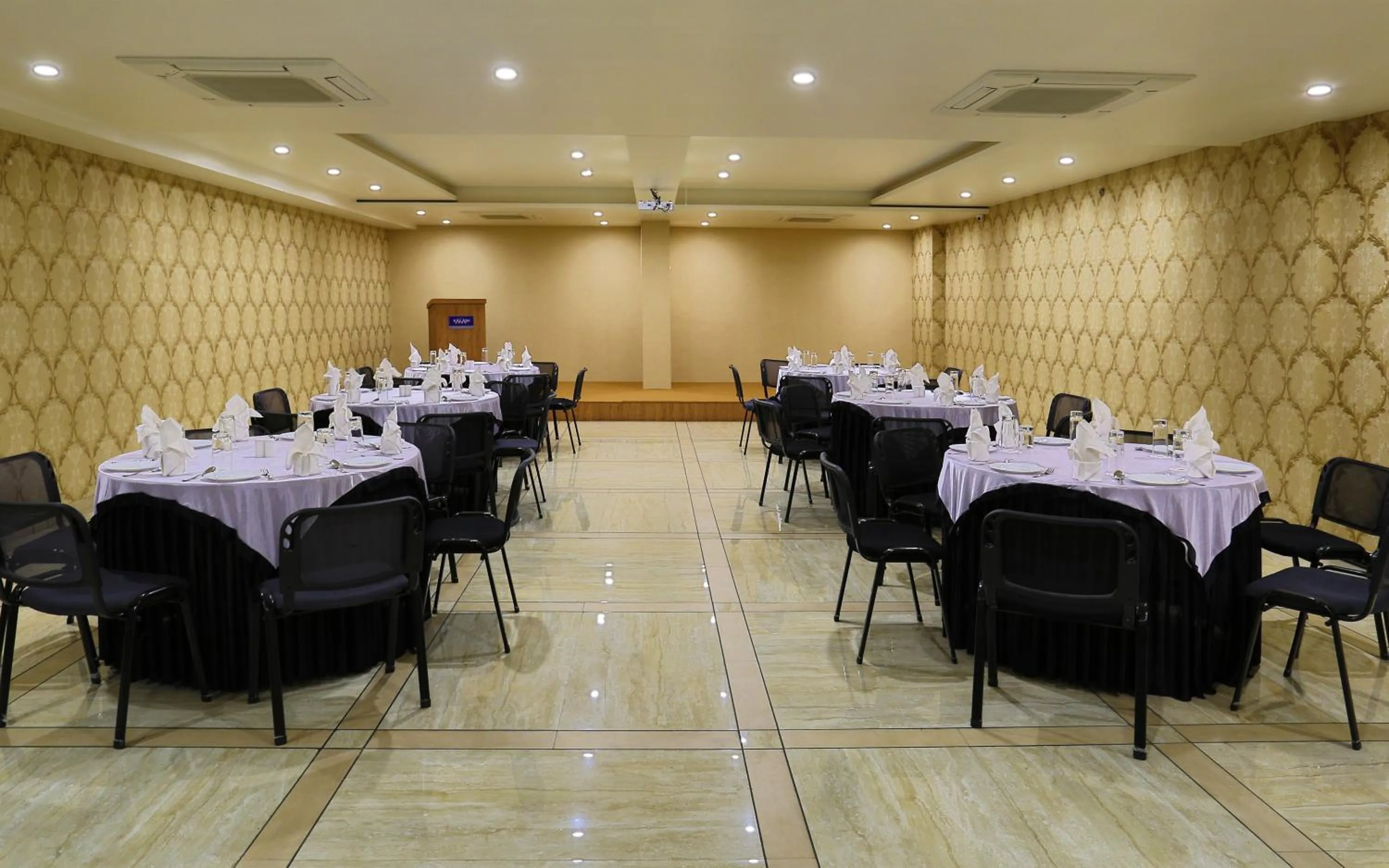 Banquet/Function facilities in Grand Kailash Hotel