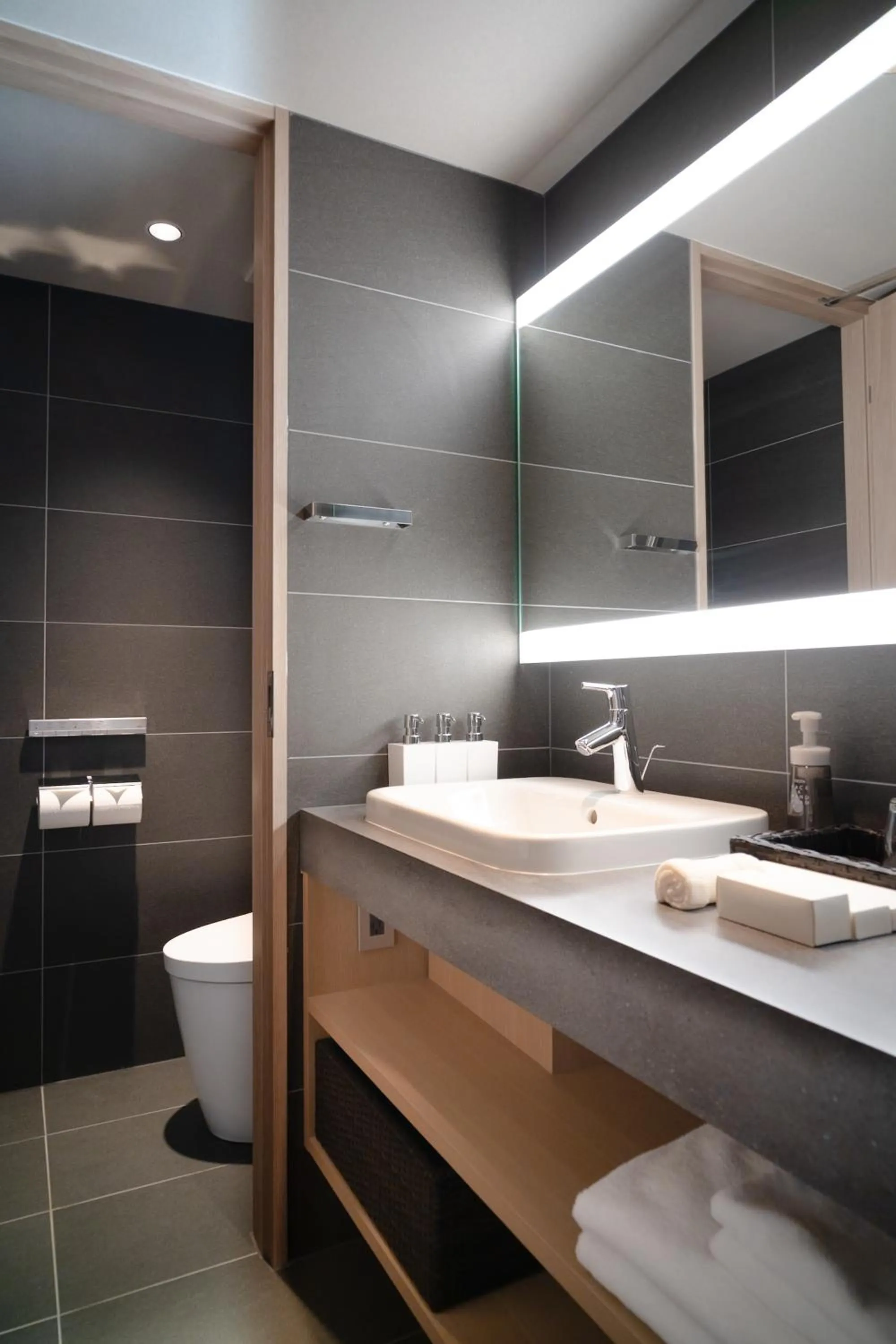 Shower in KIORI Hotel Takakura