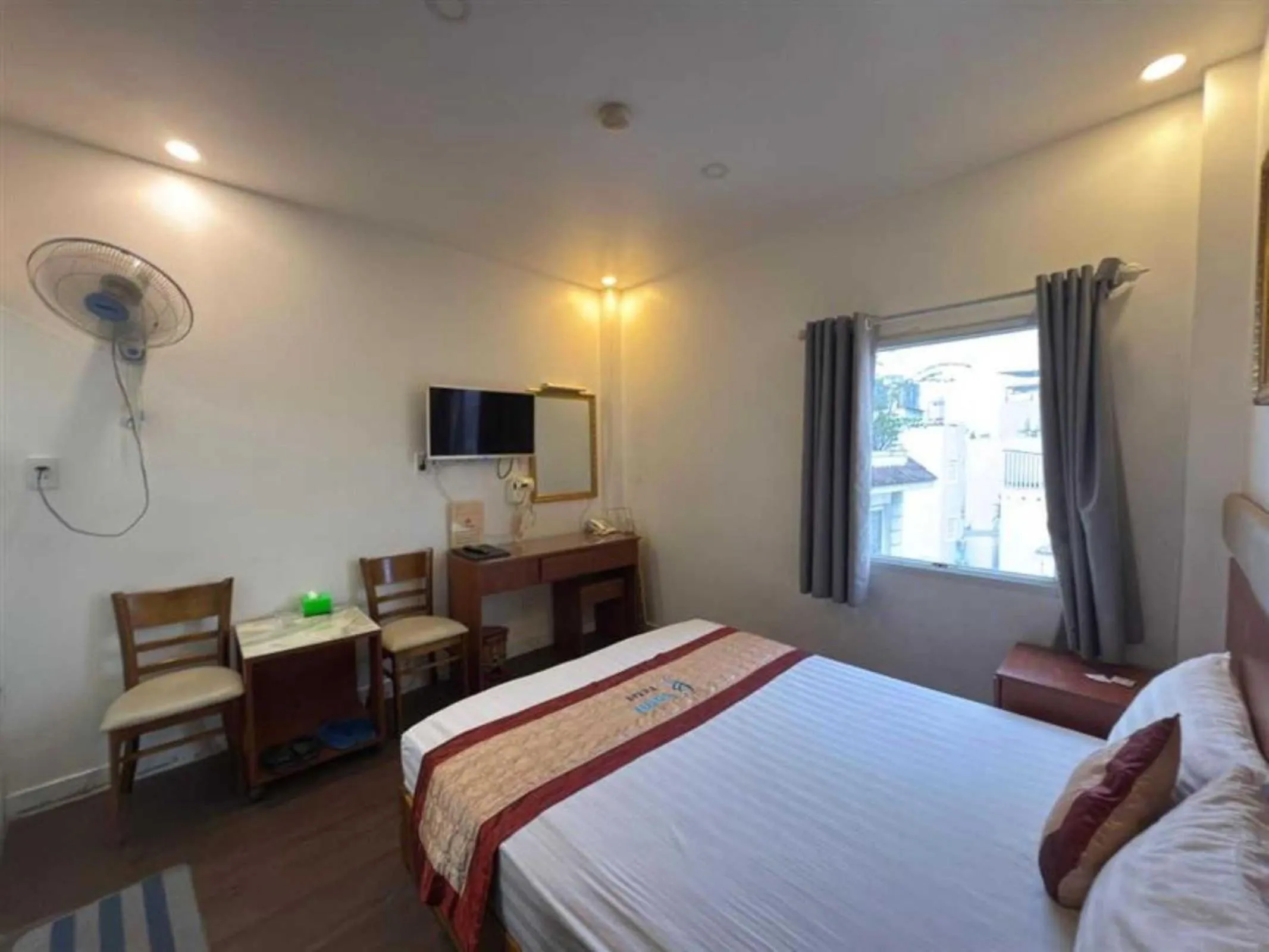 Other, Bed in Collection O Eva Hotel District 8 Near Ben Thanh Market