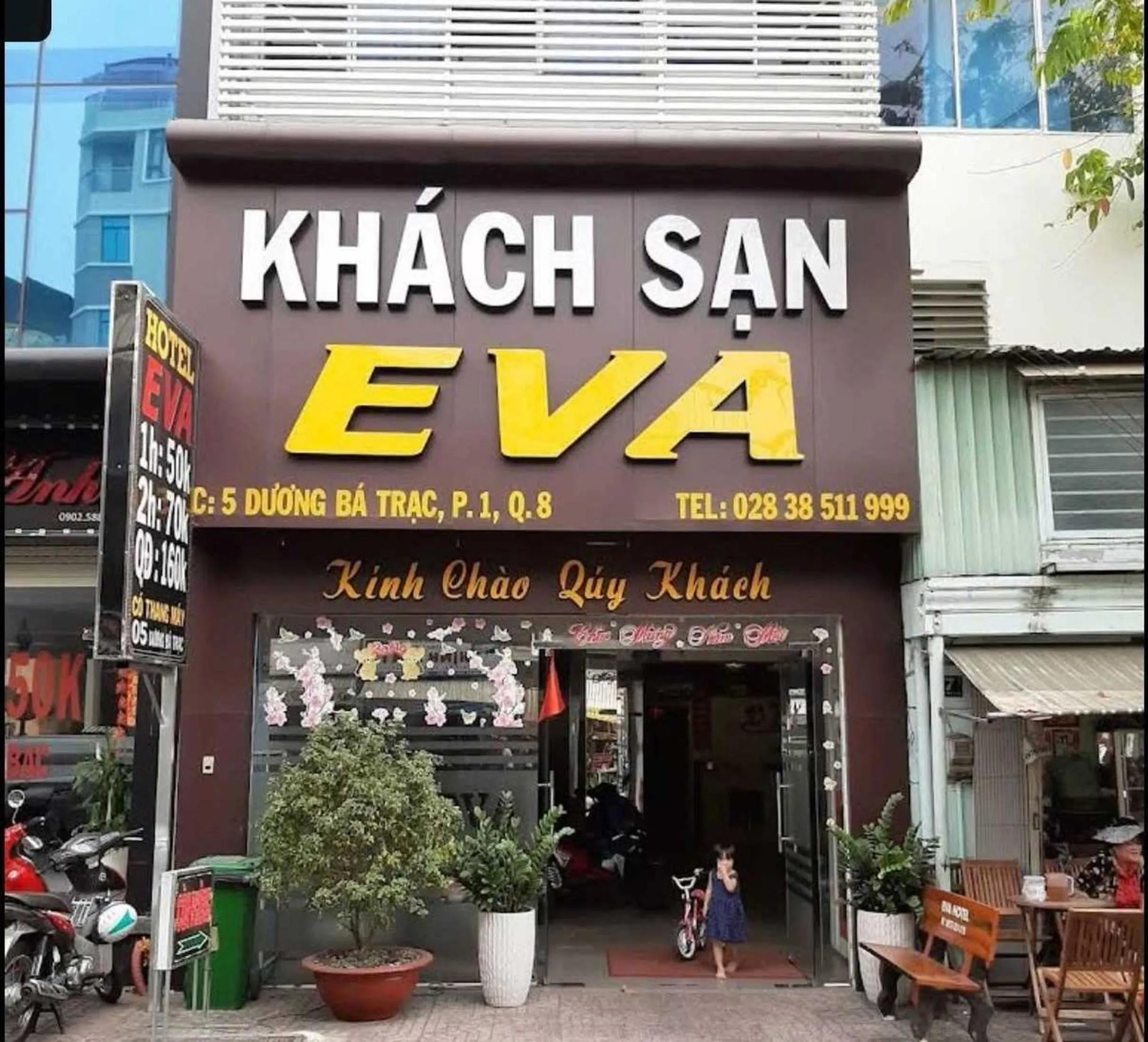 Property building in Collection O Eva Hotel District 8 Near Ben Thanh Market