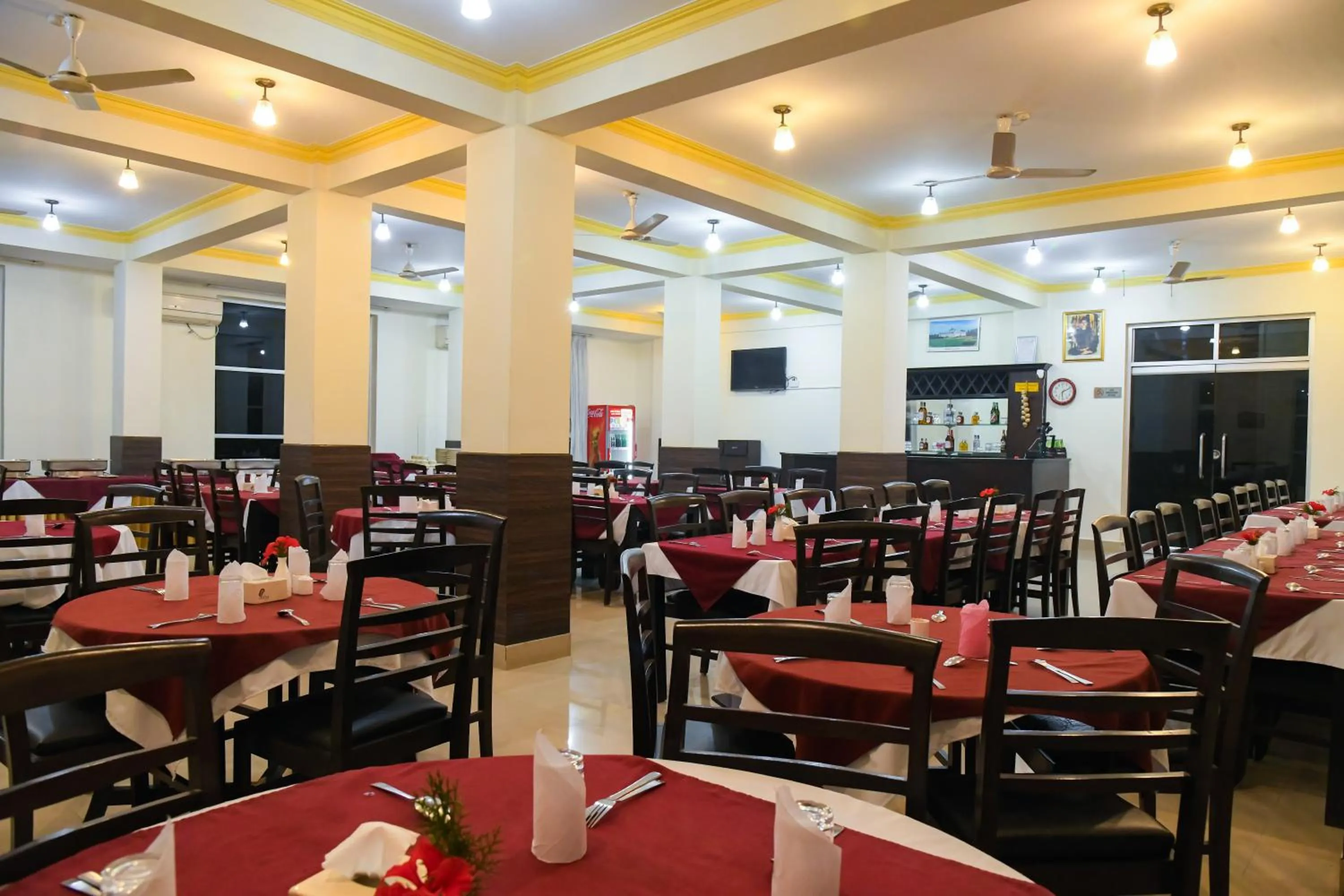 Restaurant/places to eat in Lumbini Zambala Hotel