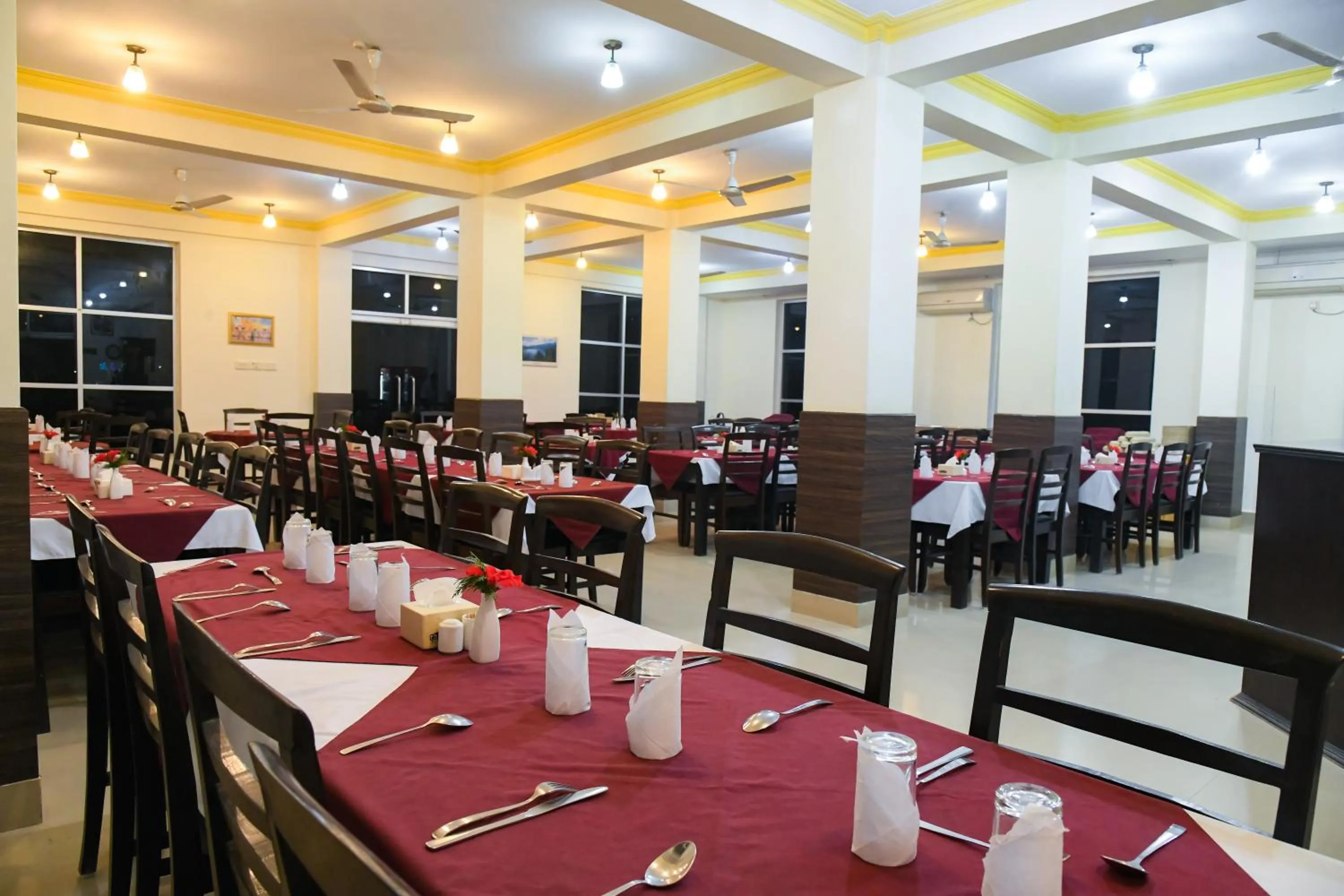 Restaurant/places to eat in Lumbini Zambala Hotel