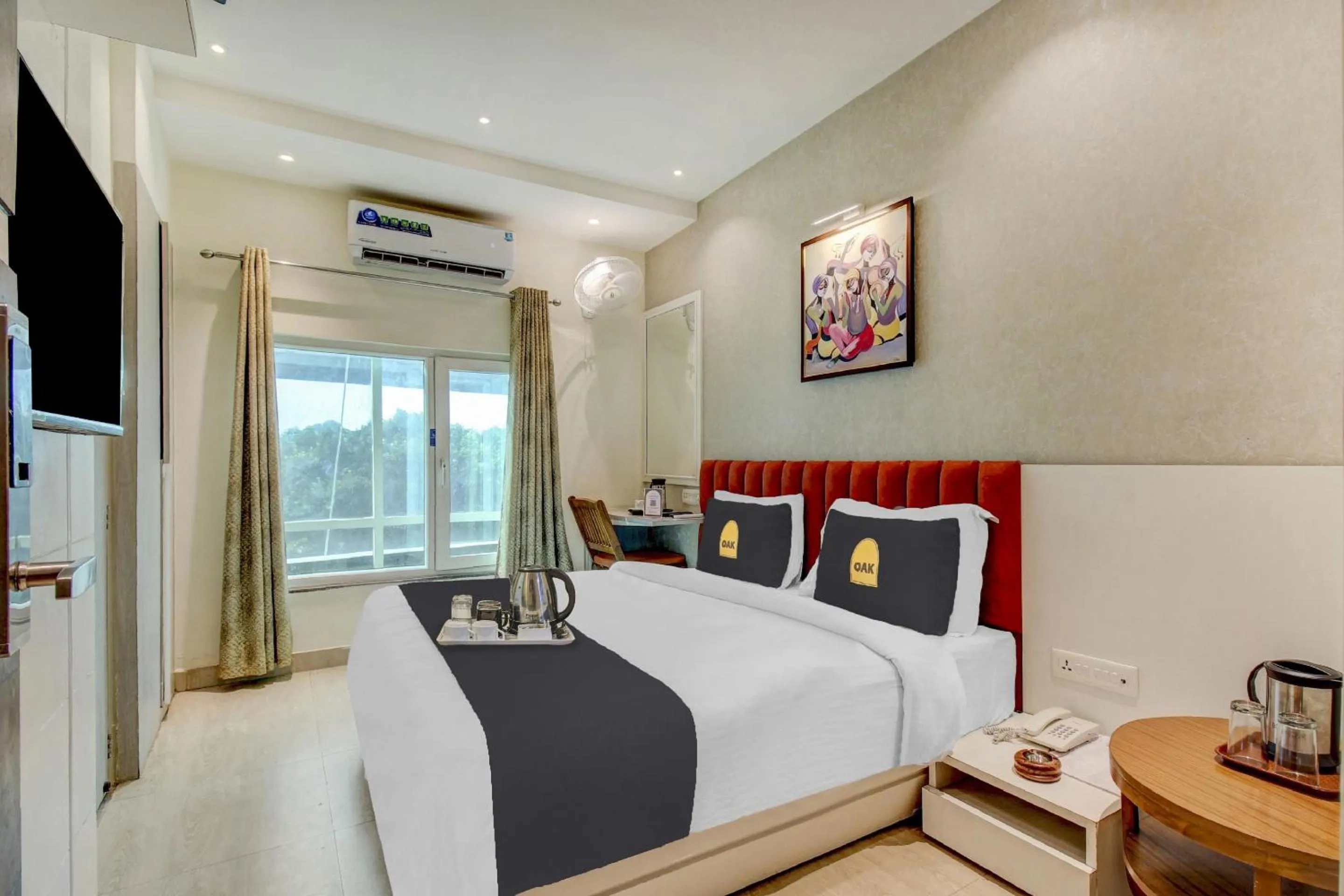 Bedroom, Bed in Super Townhouse Geetraj Near Shalimar Gateway