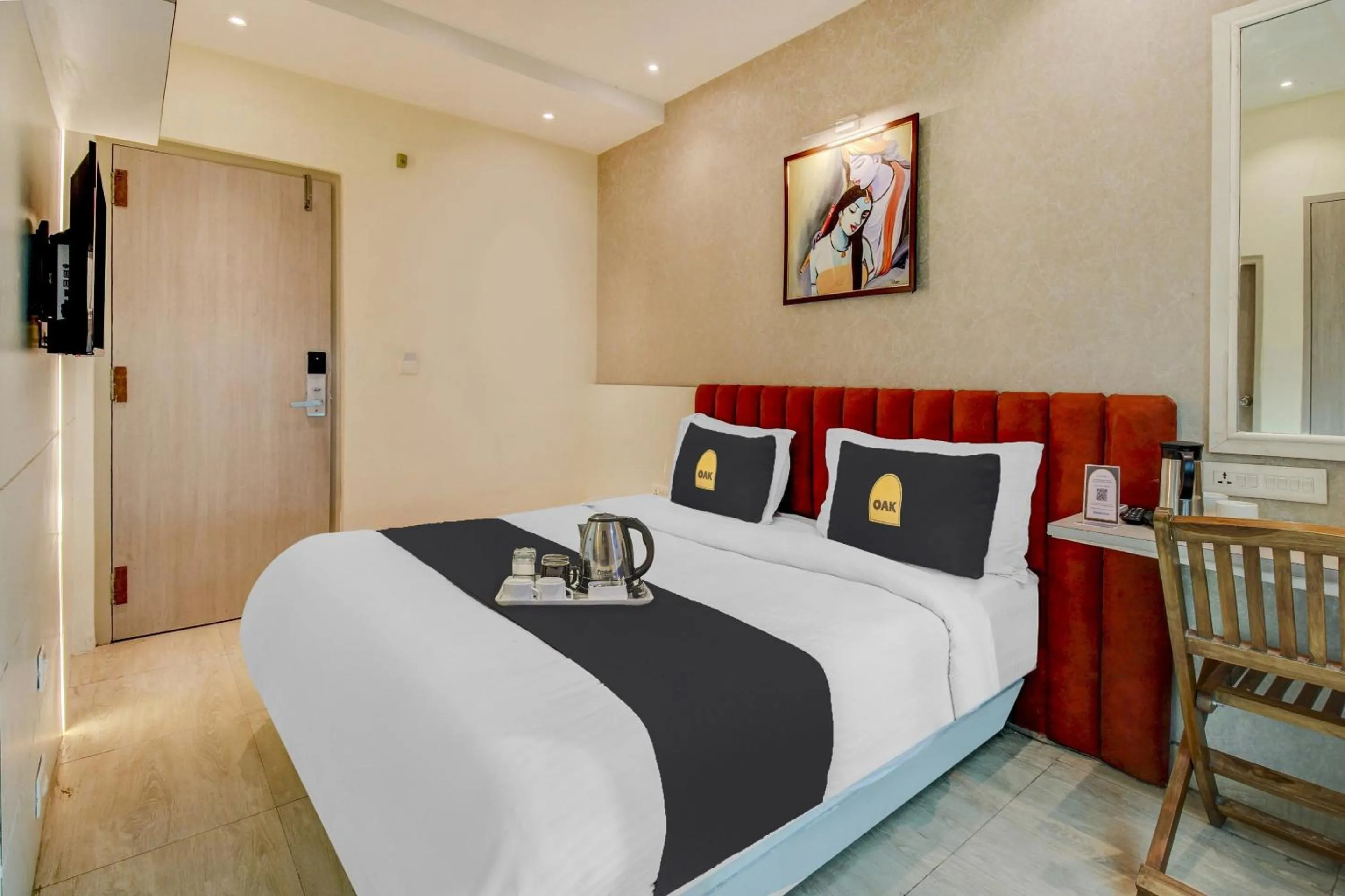 Bedroom, Bed in Super Townhouse Geetraj Near Shalimar Gateway