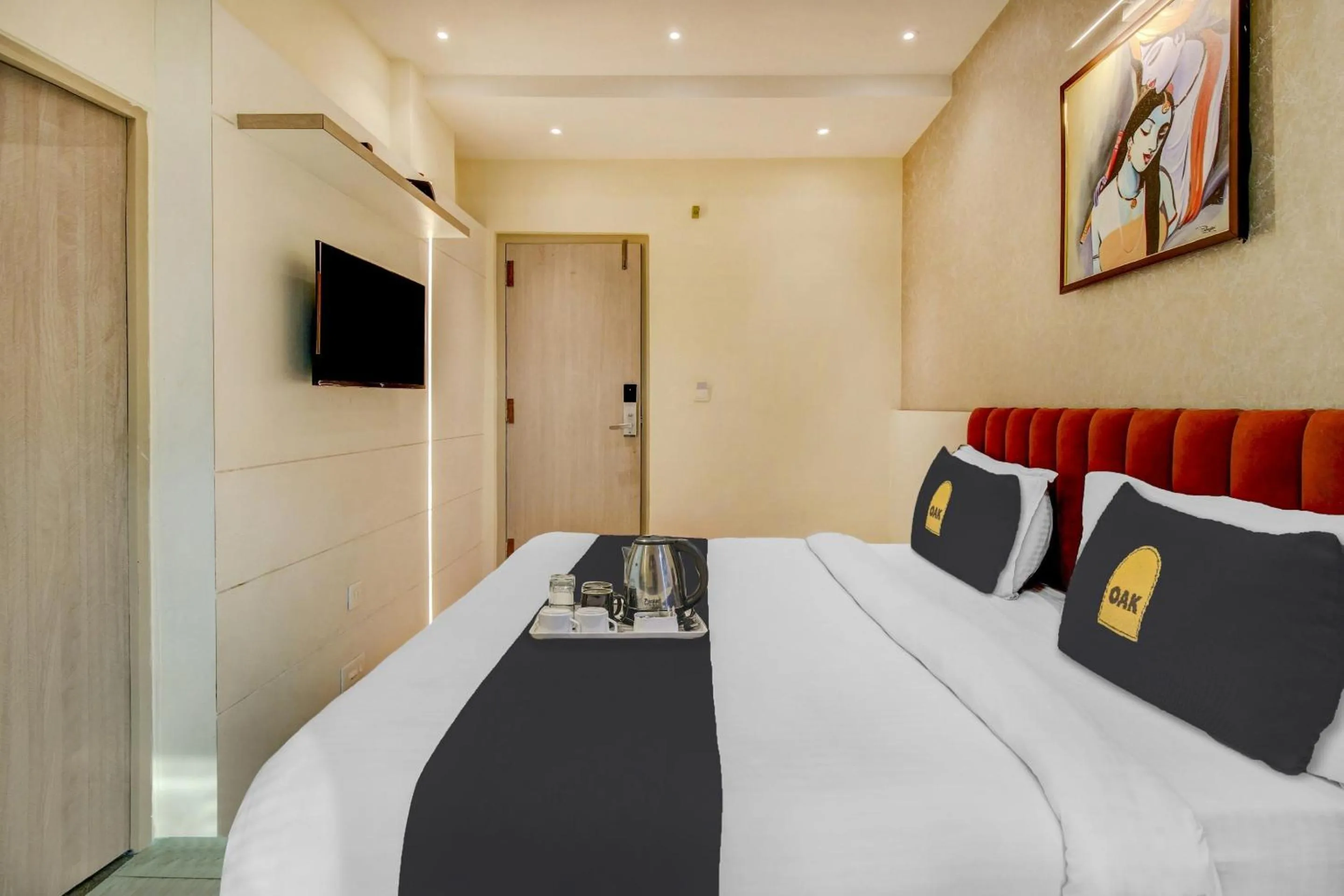 Bedroom, Bed in Super Townhouse Geetraj Near Shalimar Gateway