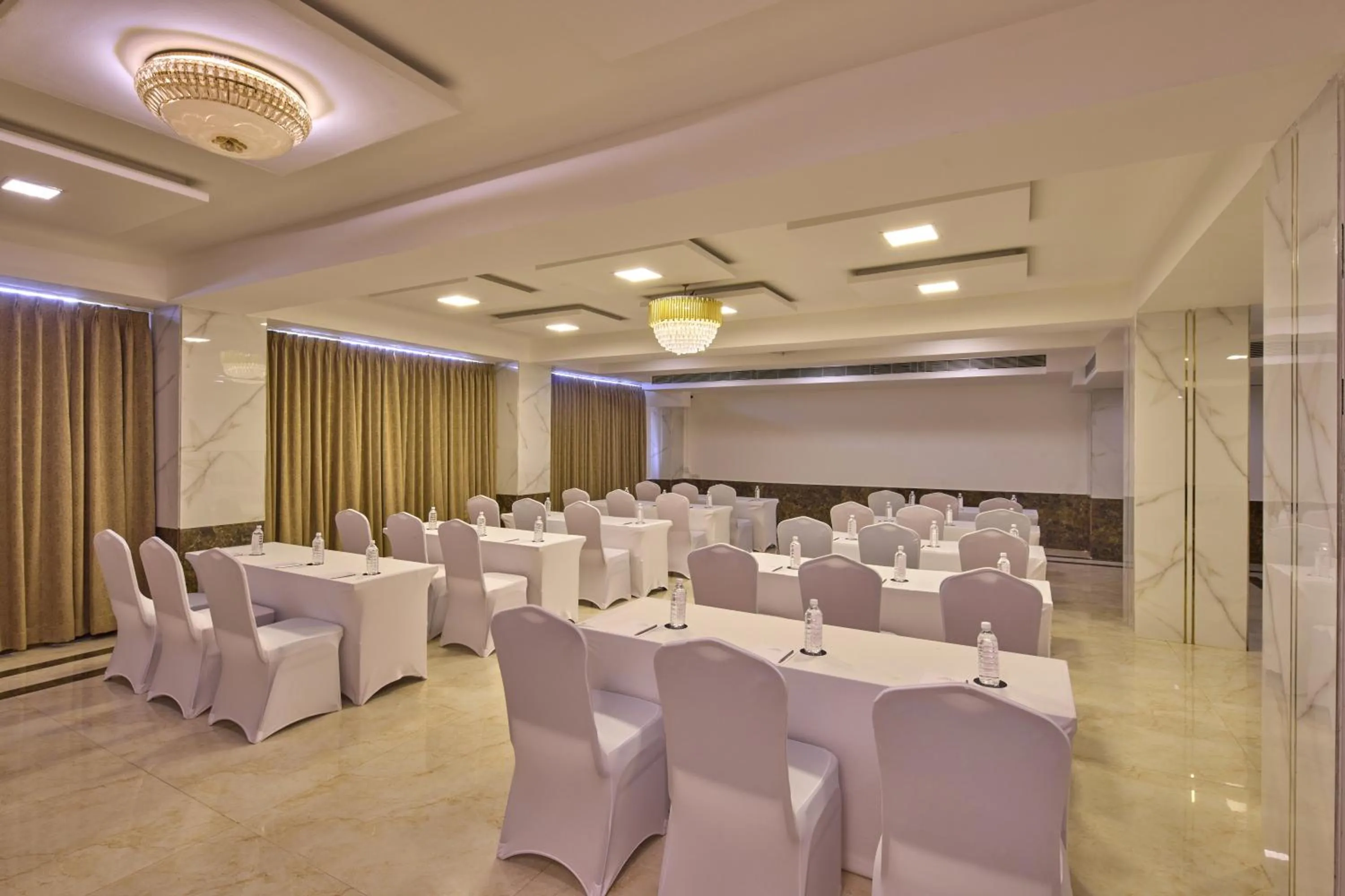 Banquet/Function facilities in Grand Continent Premiere - T Nagar