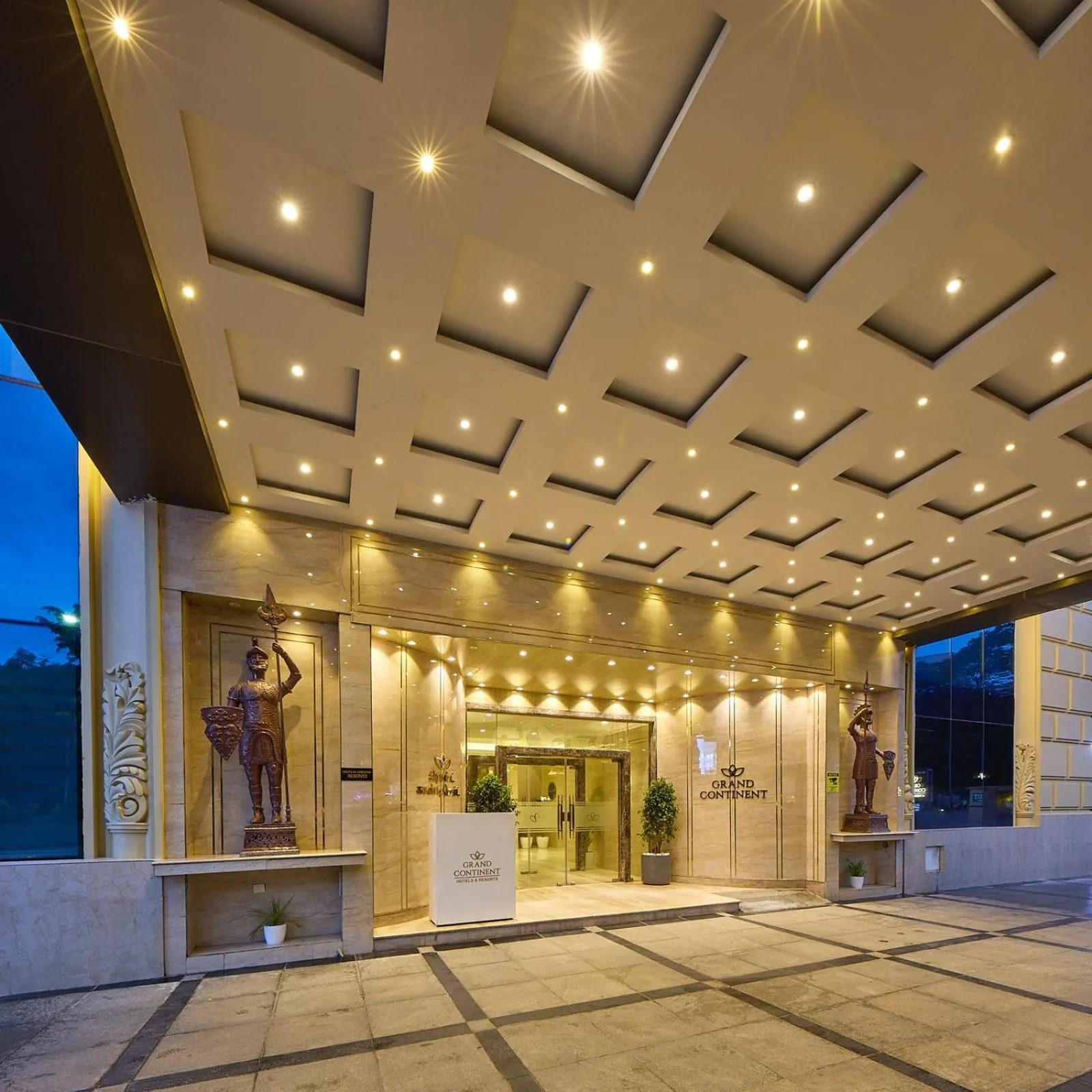 Facade/entrance in Grand Continent Premiere - T Nagar
