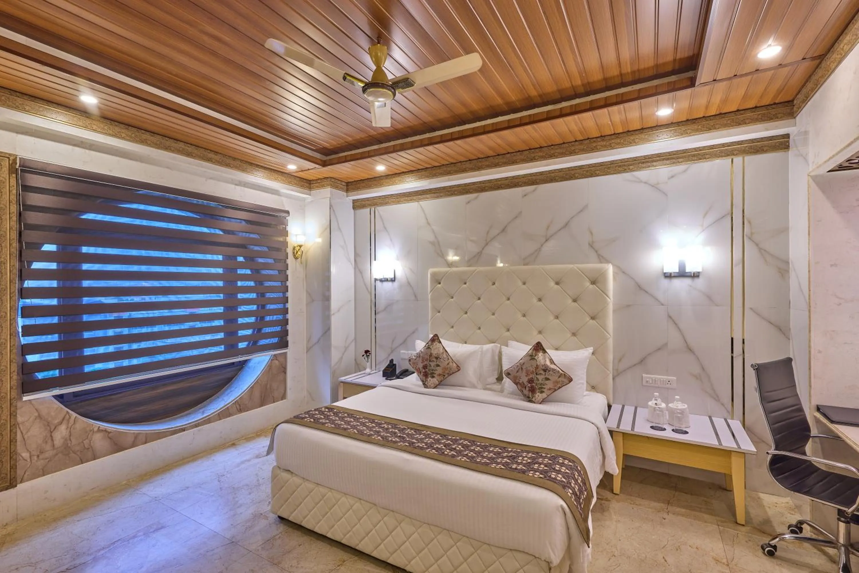 Bed in Grand Continent Premiere - T Nagar