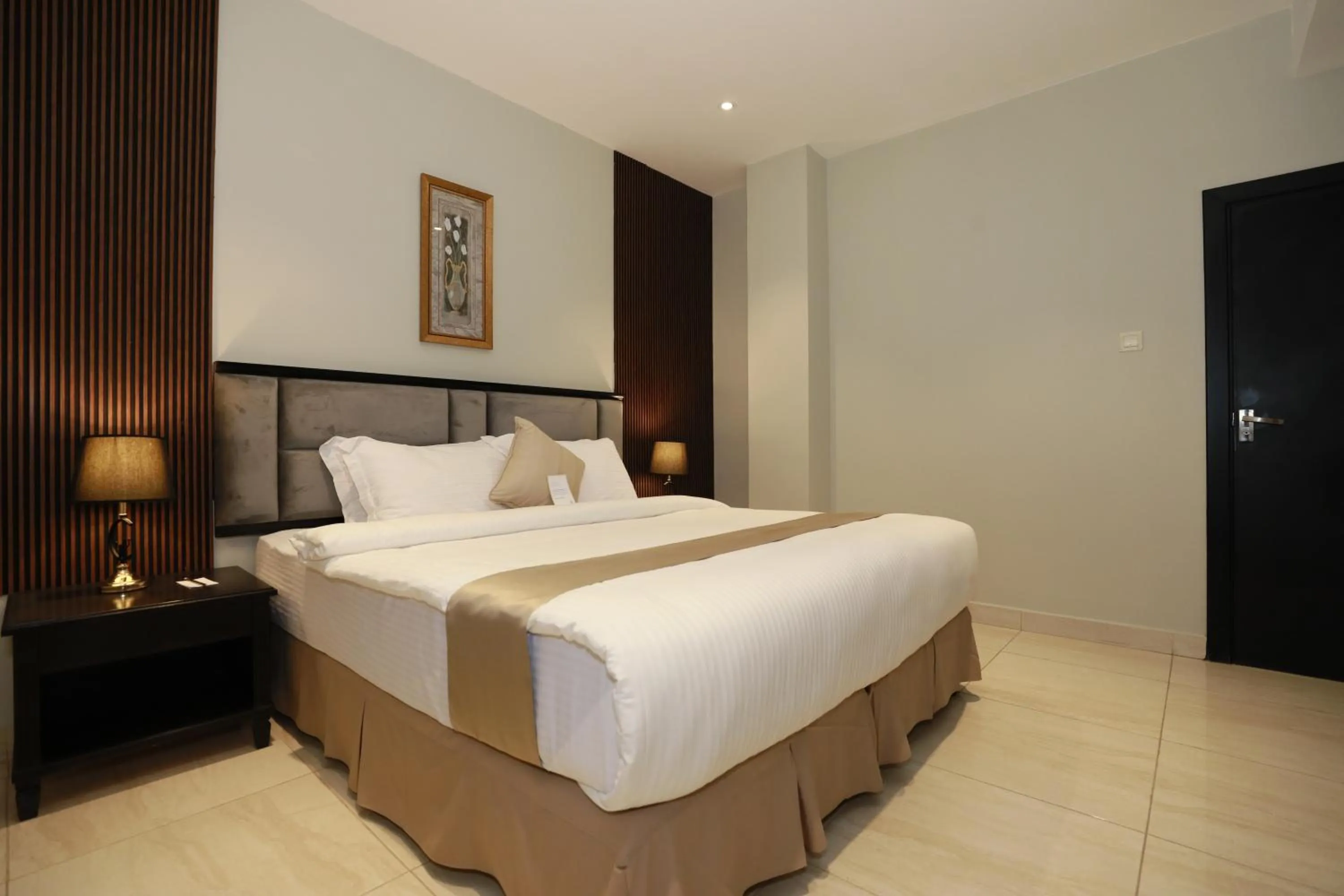 Bed in City Point Hotel