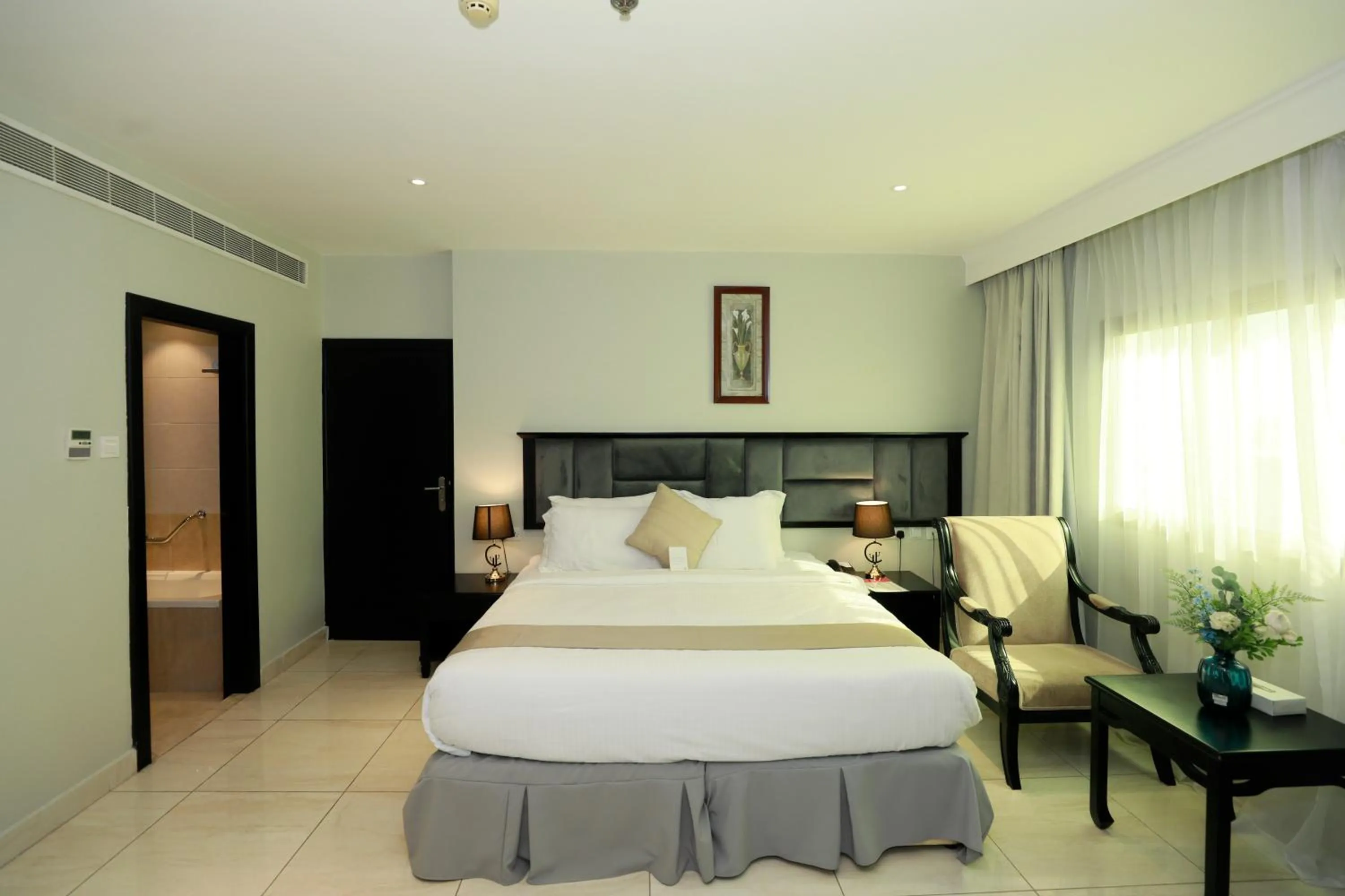 Bed in City Point Hotel