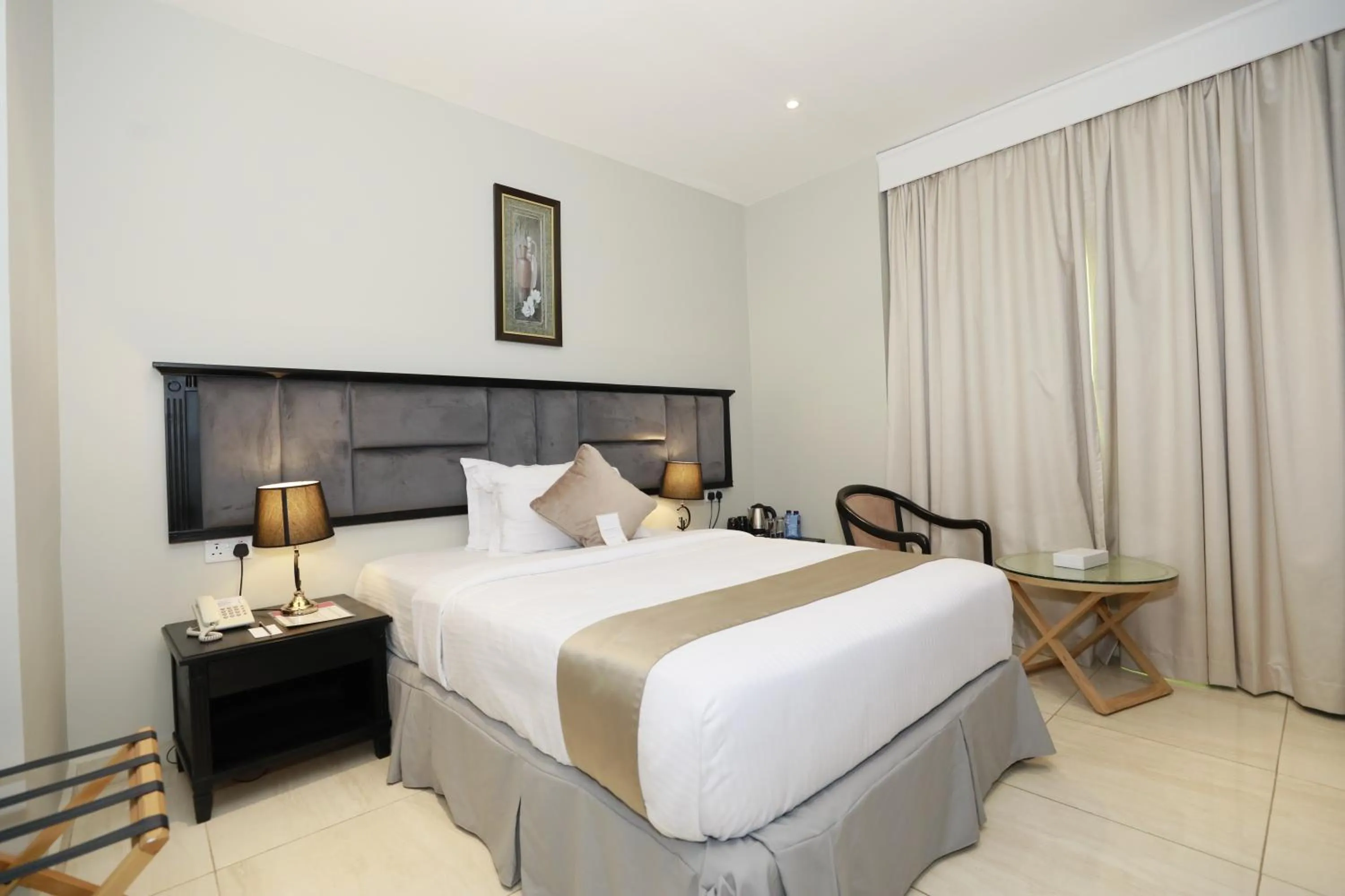 Bed in City Point Hotel