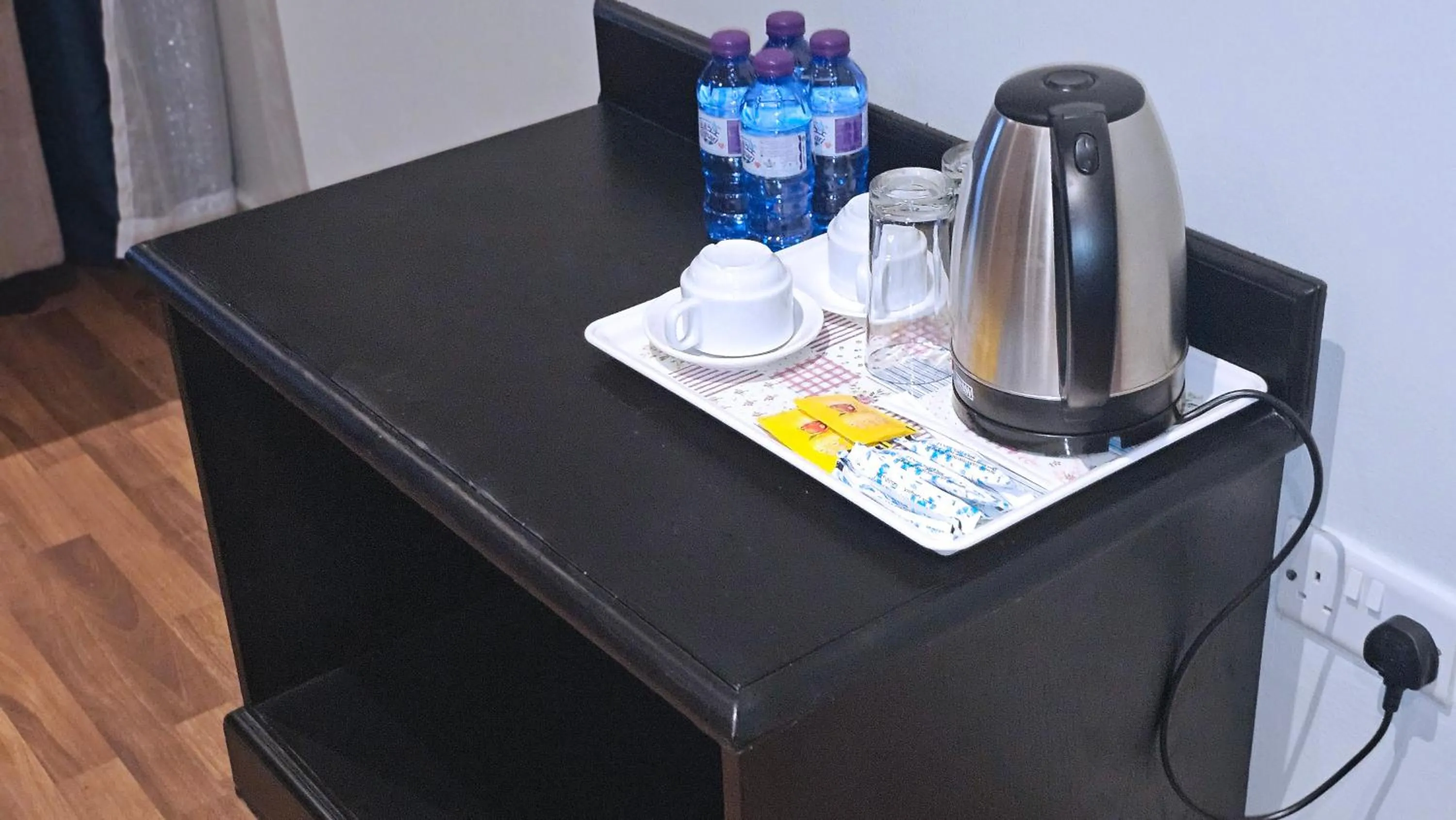 Coffee/tea facilities in City Point Hotel