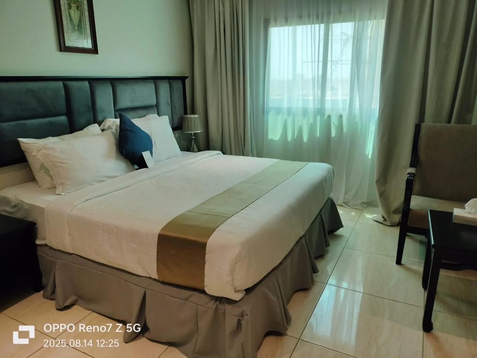 Bed in City Point Hotel