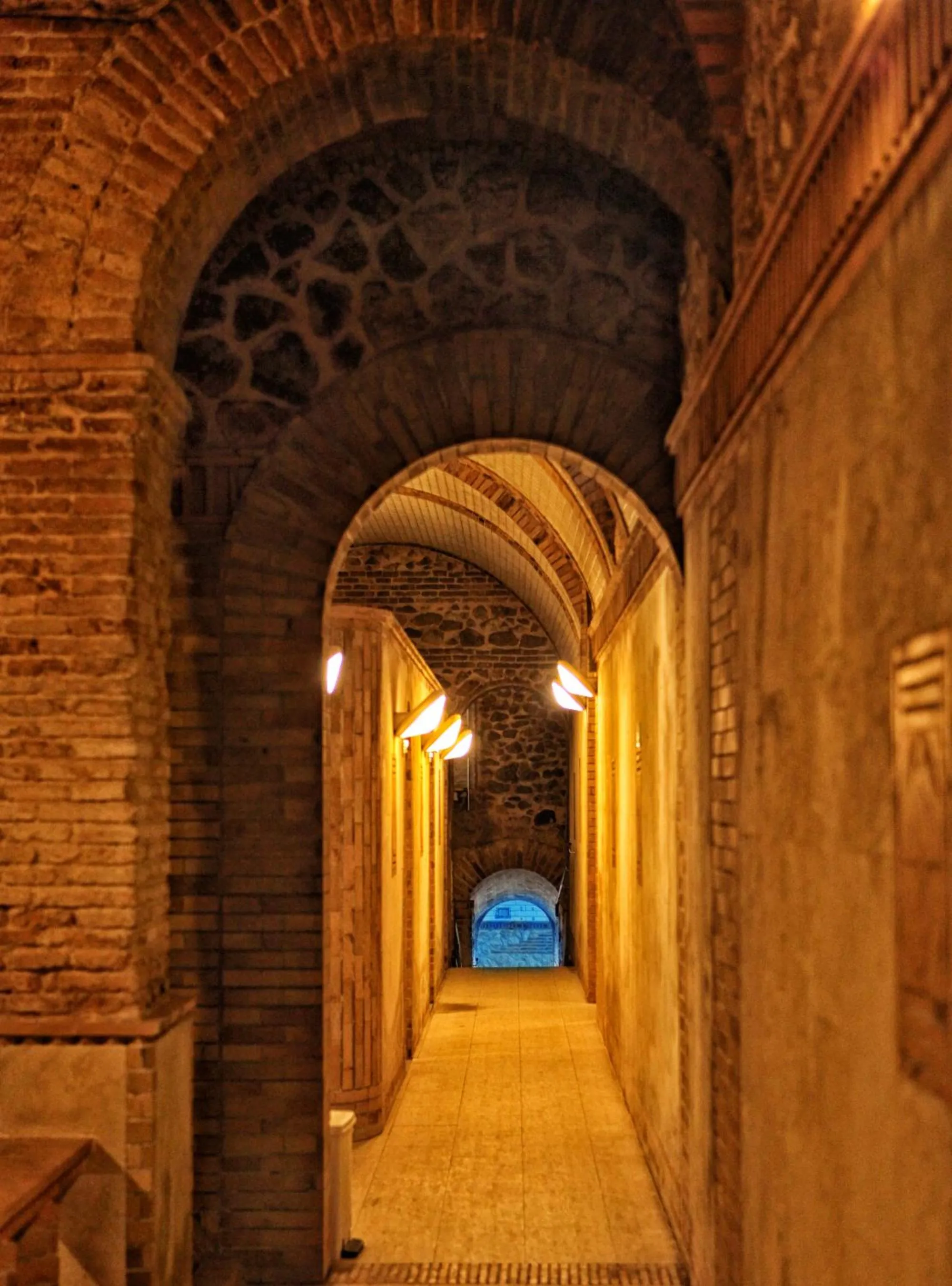 Hot Spring Bath in Balneario de Archena - Hotel León